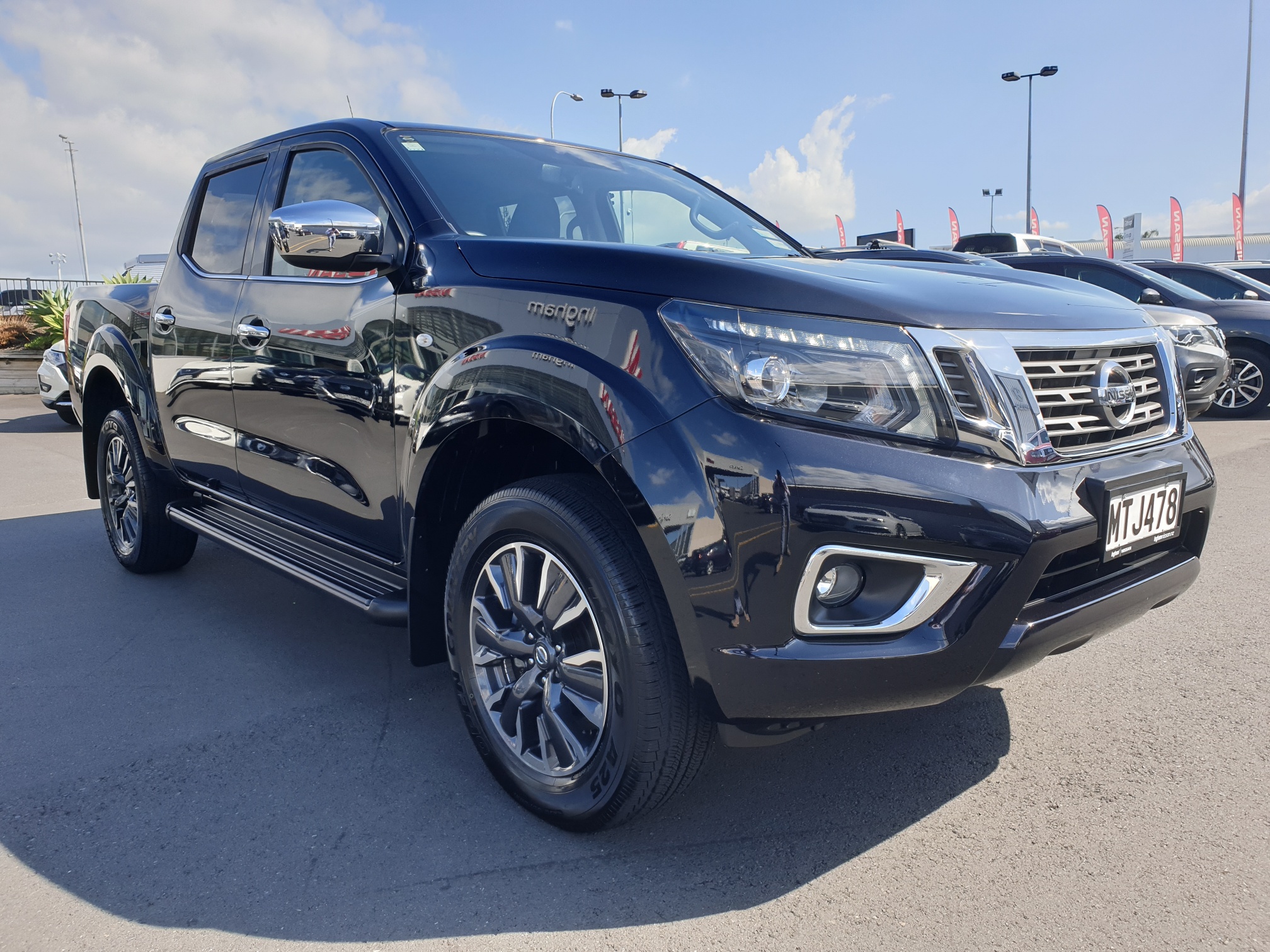 Nissan navara 2020