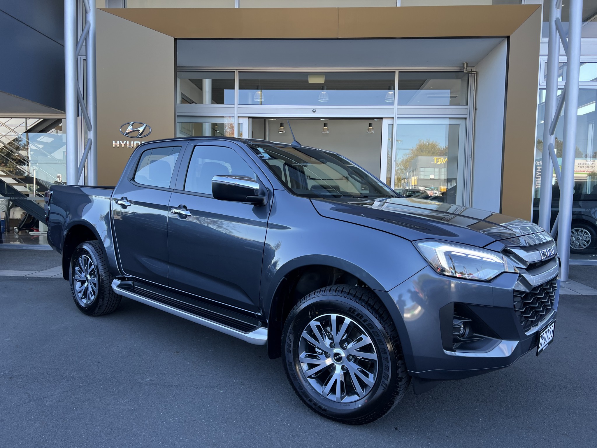 2024 Isuzu D-MAX | LS 3.0D 2WD  | 23515 | 1