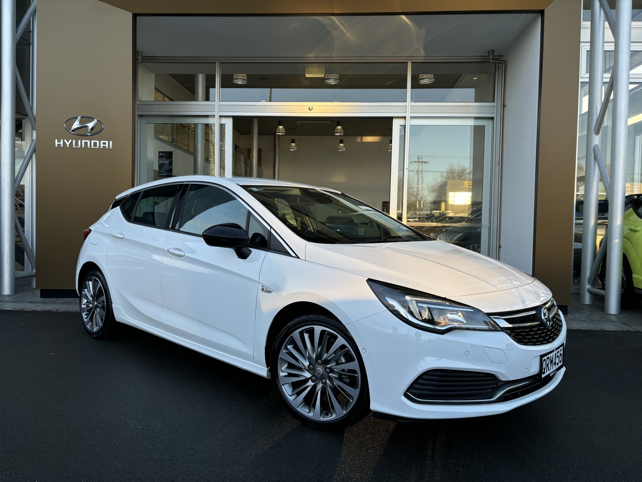 2019 Holden Astra | RS-V 1.6PT/6AT | 24173 | 1