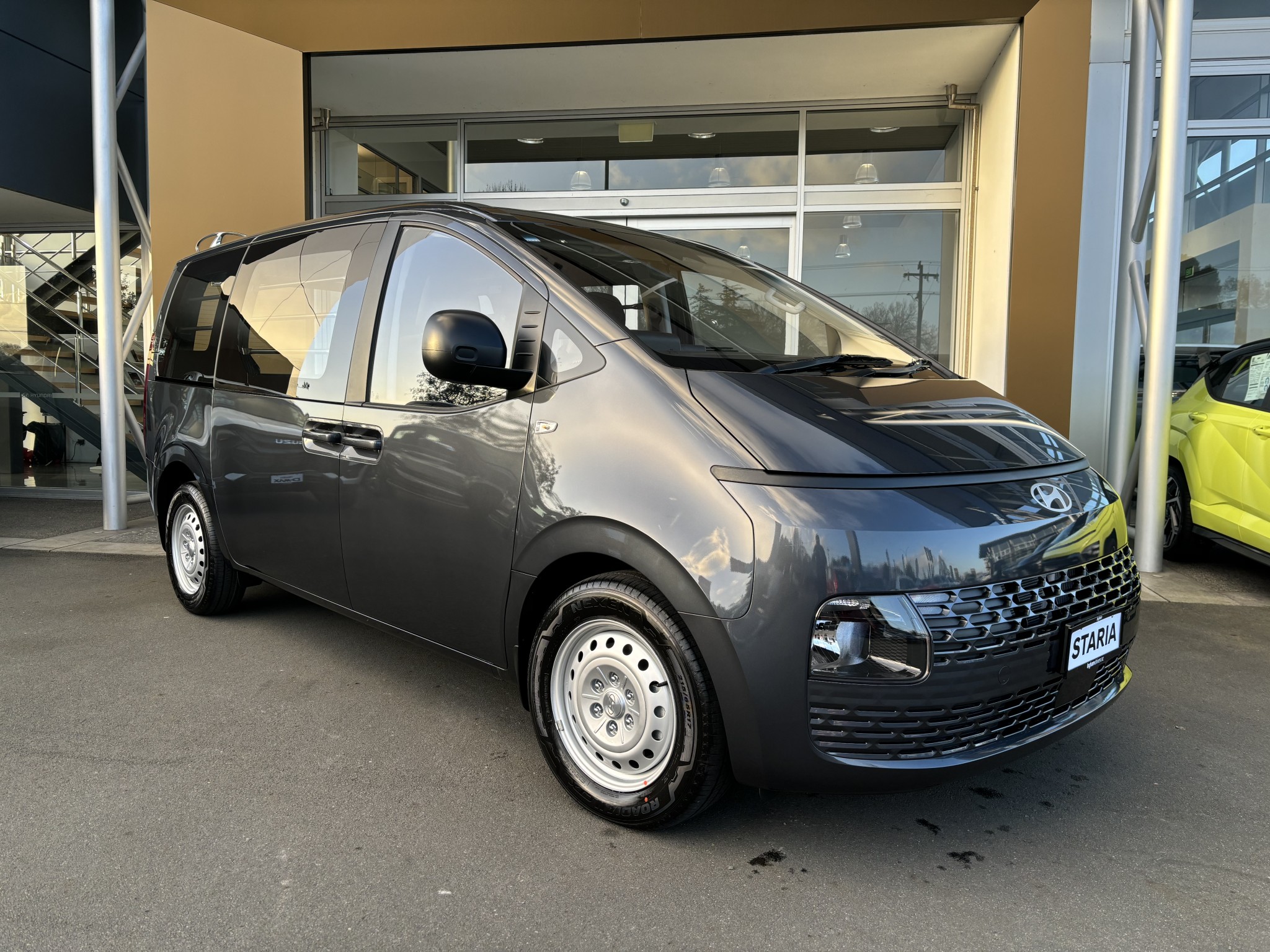 2024 Hyundai Staria | Load 2.2DT/8AT | 24179 | 1