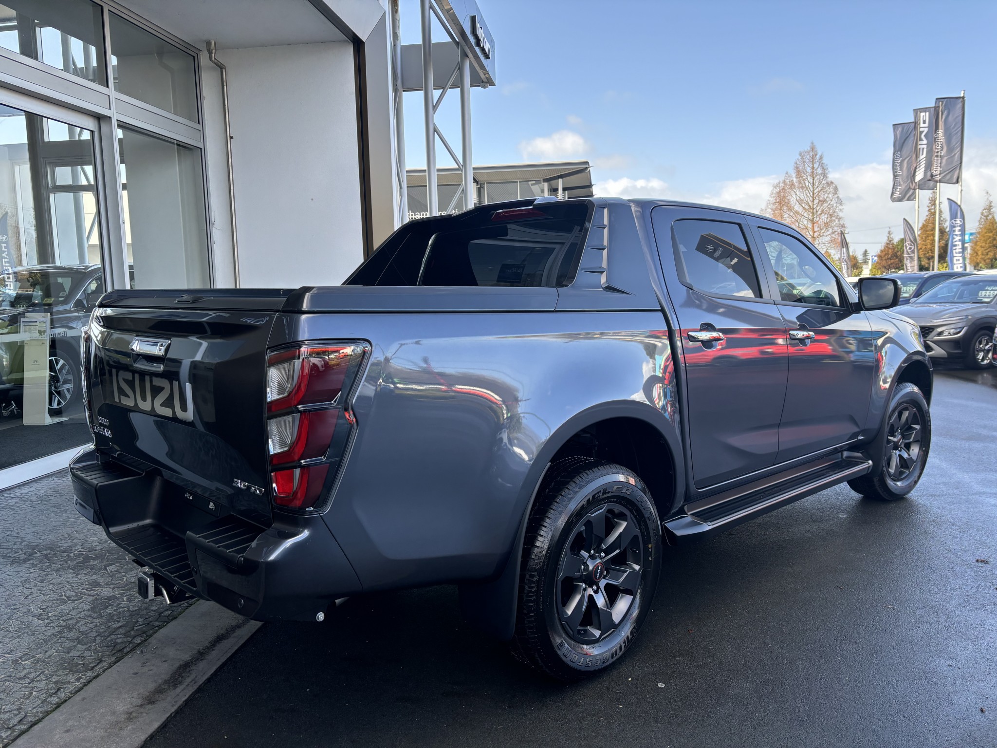 2024 Isuzu D-MAX | LS 3.0D 2WD | 24416 | 2