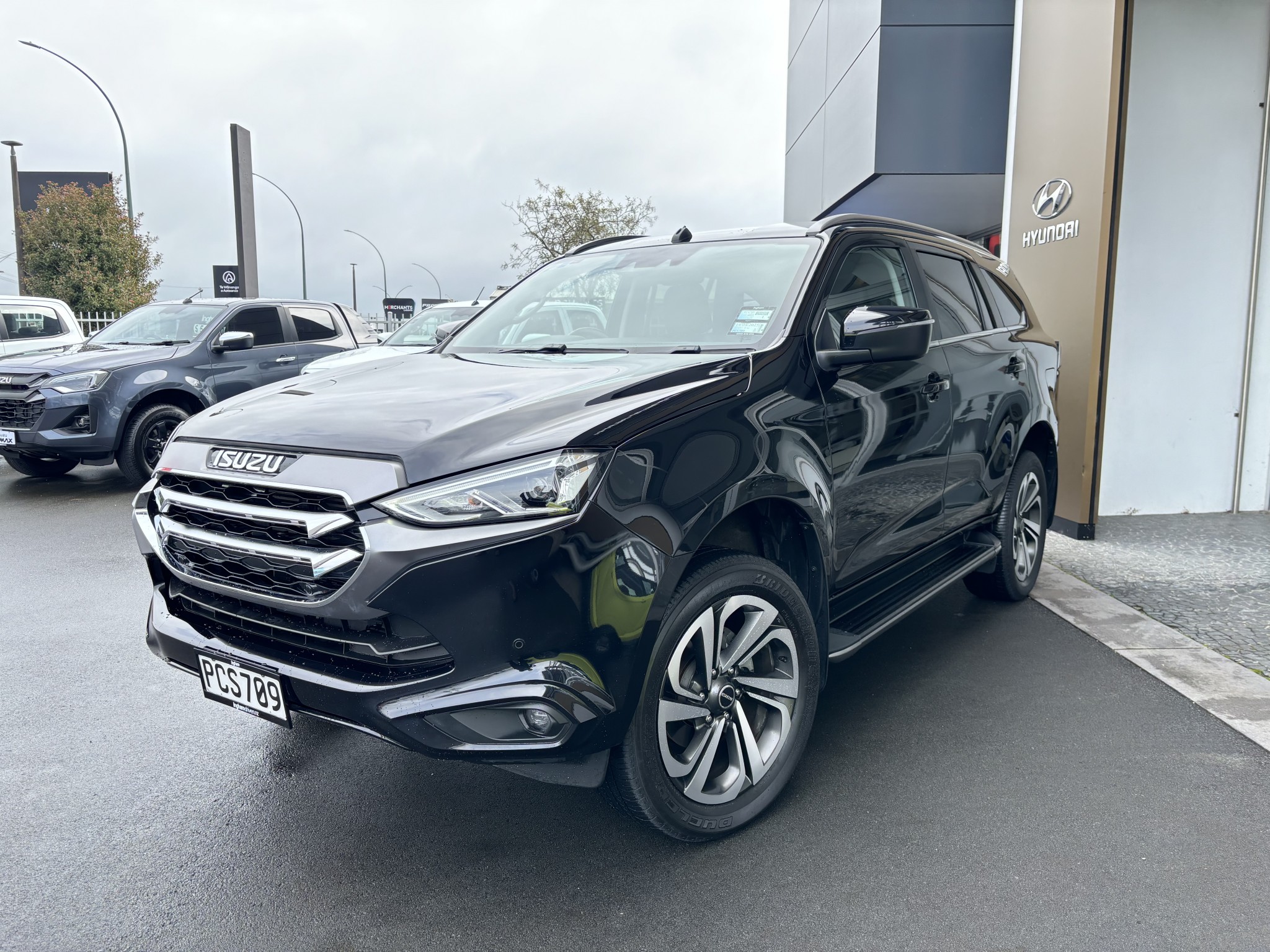 2022 Isuzu MU-X | 4WD AUTO 3.0D | 24500 | 2