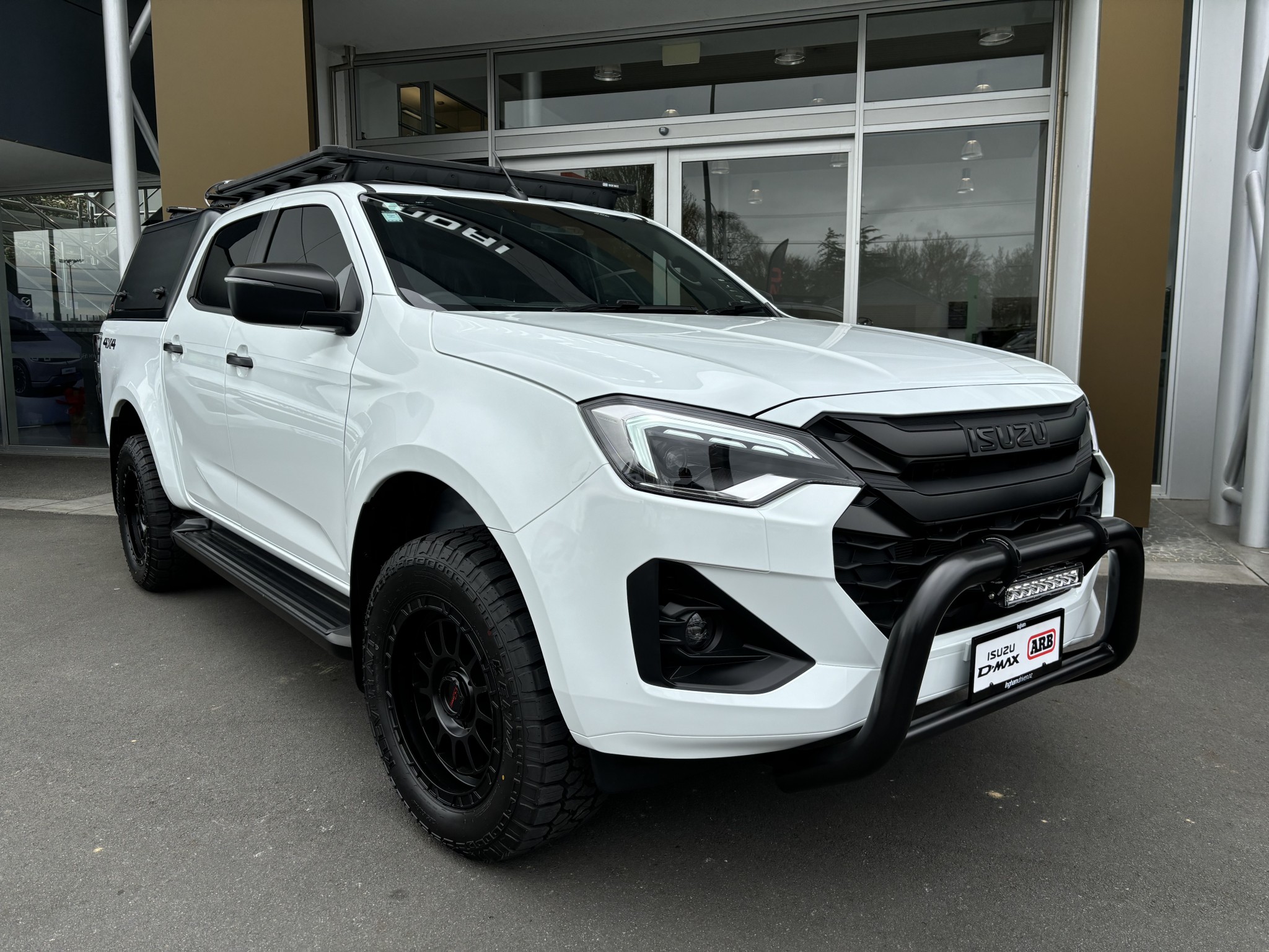 2024 Isuzu D-MAX | LS 3.0D 4WD | 24664 | 5