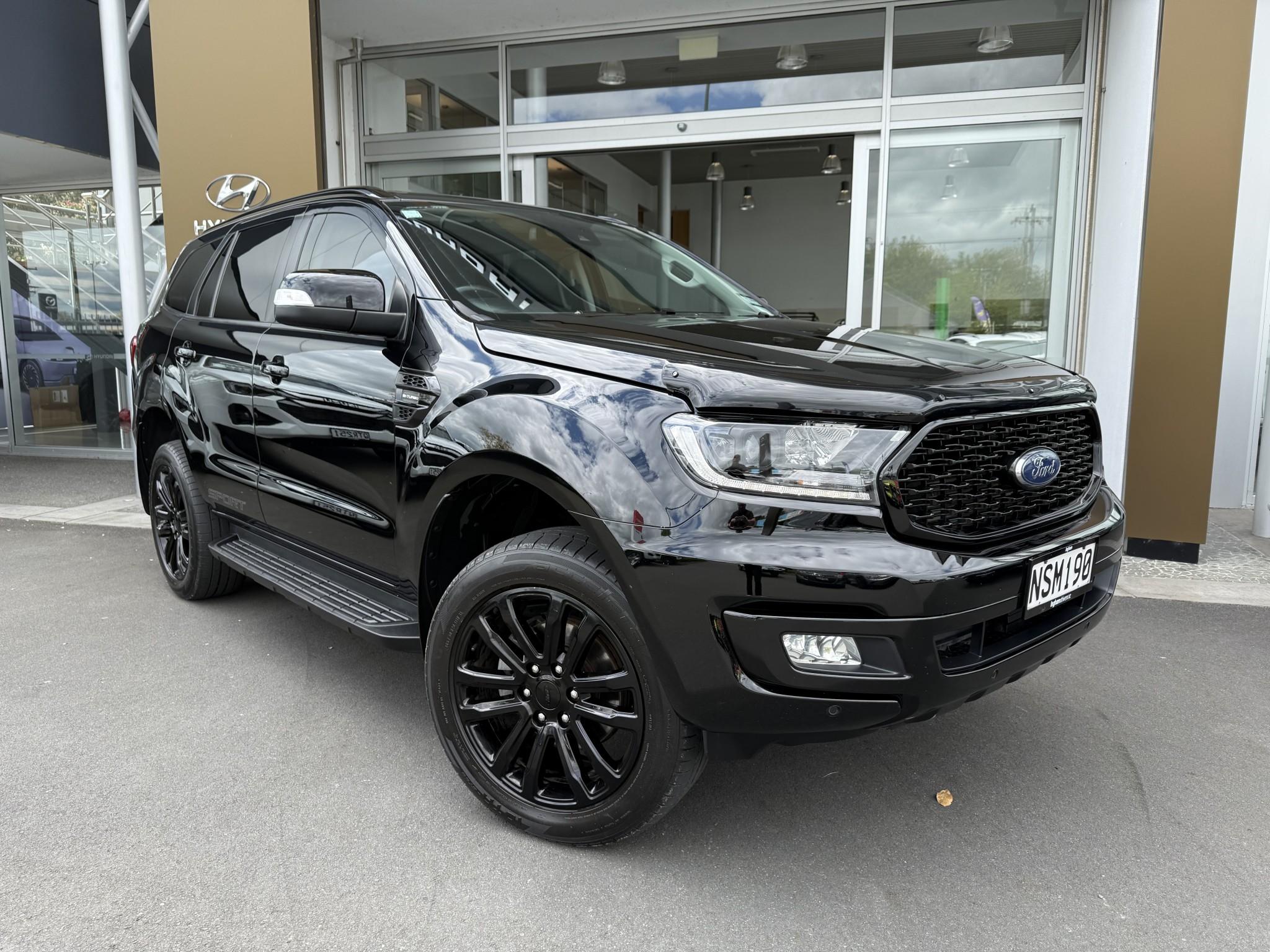 2021 Ford Everest | SPORT 2.0D/4WD/10AT | 24950 | 6