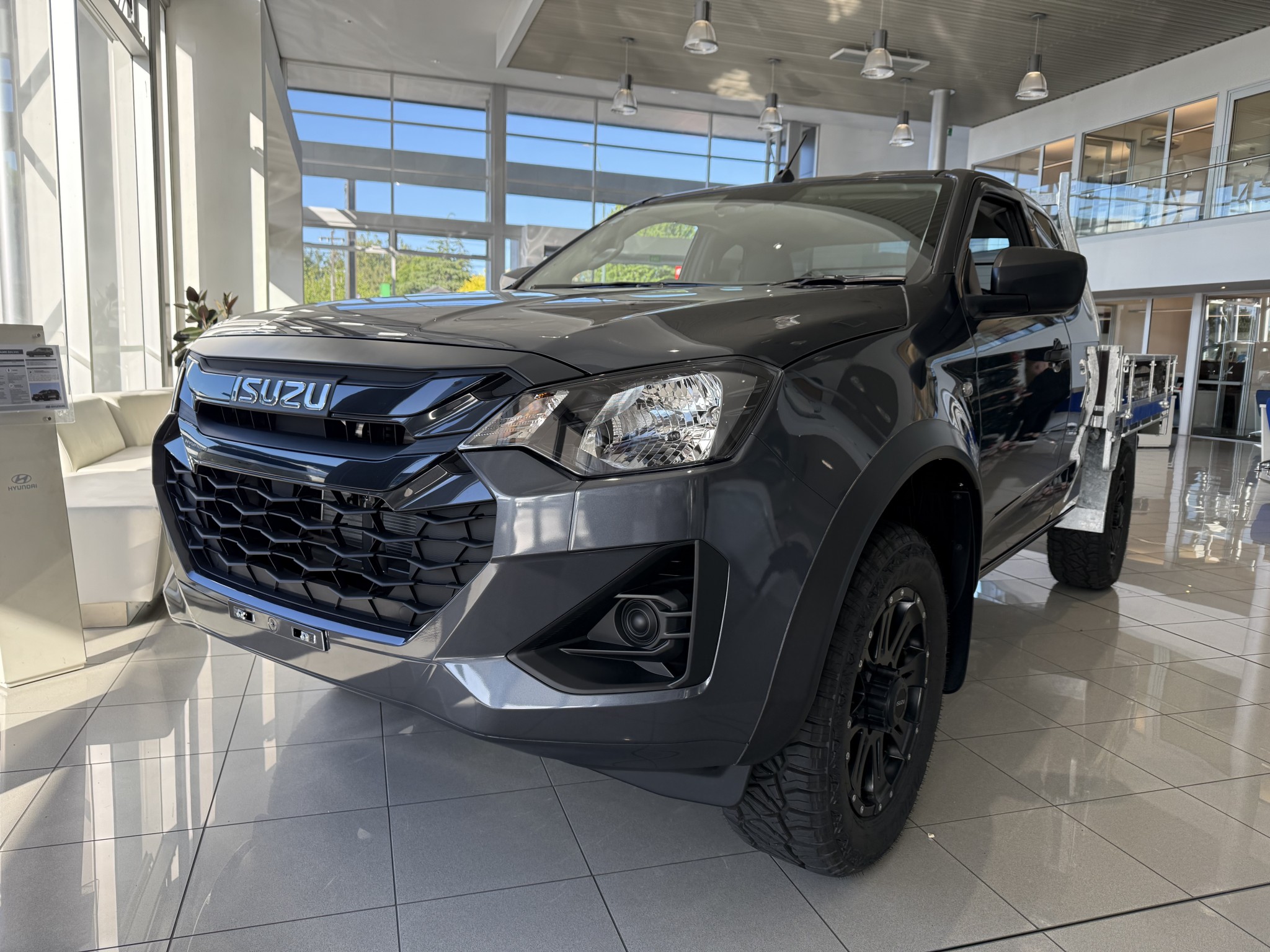 2024 Isuzu D-MAX | LX SPACE CAB 4WD  | 25168 | 5