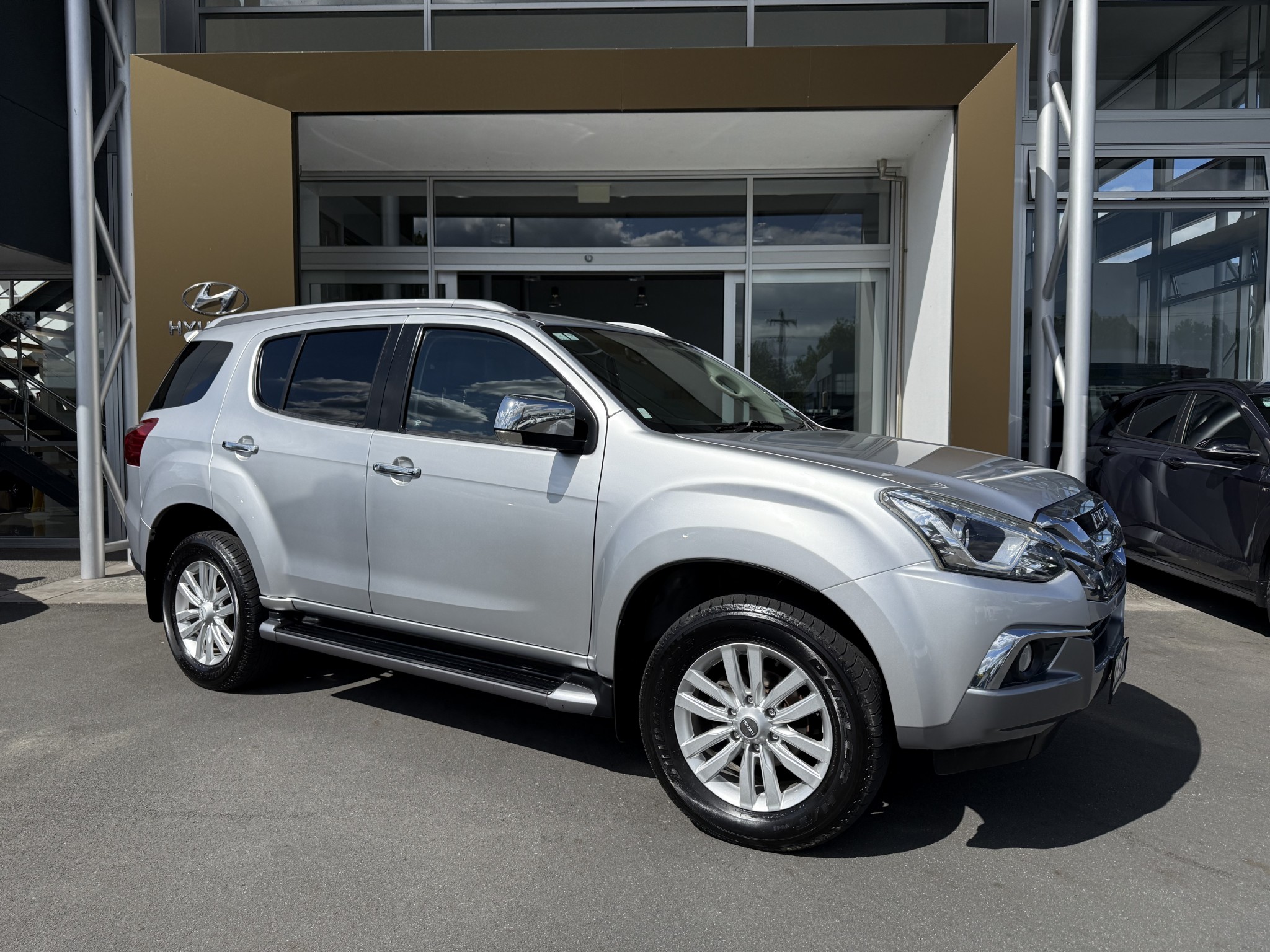 2018 Isuzu MU-X | 4WD AUTO 3.0D/4WD | 25174 | 1