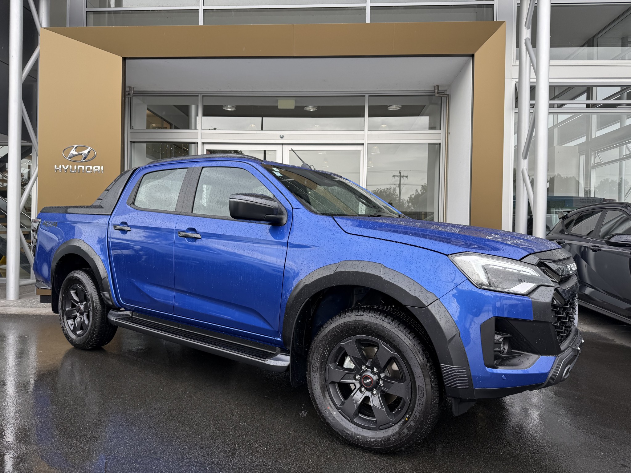 2024 Isuzu D-MAX | X-TERRAIN 3.0D 4WD | 25198 | 1