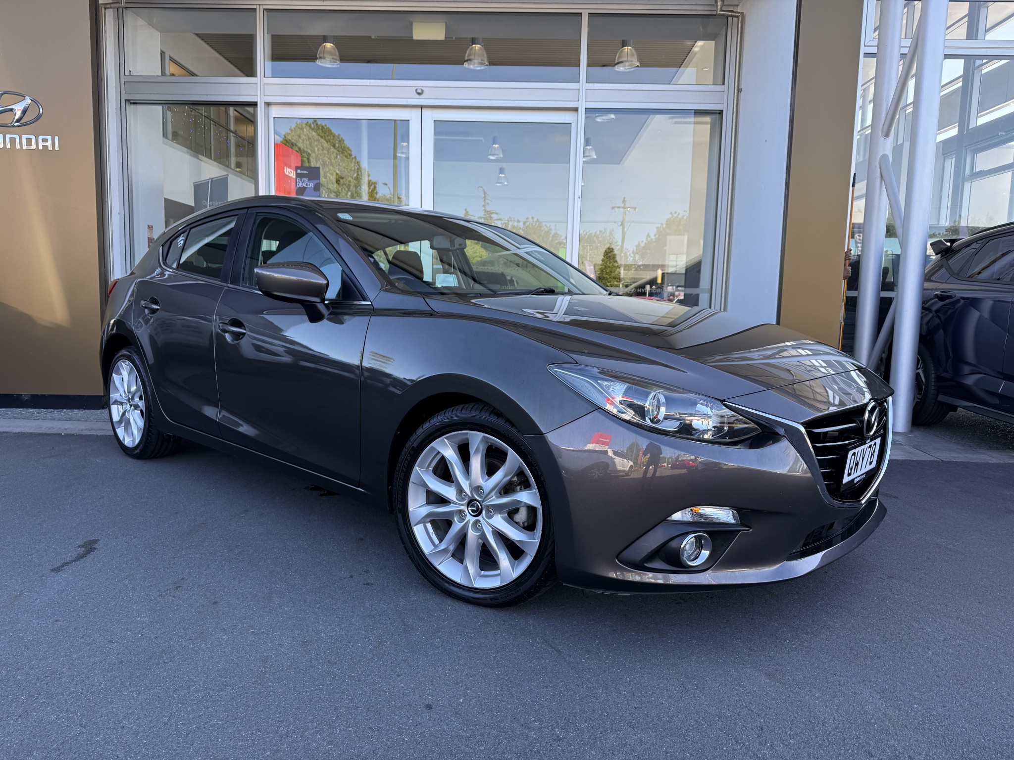 2015 Mazda 3 | SP25 2.5P AUTO | 25230 | 1