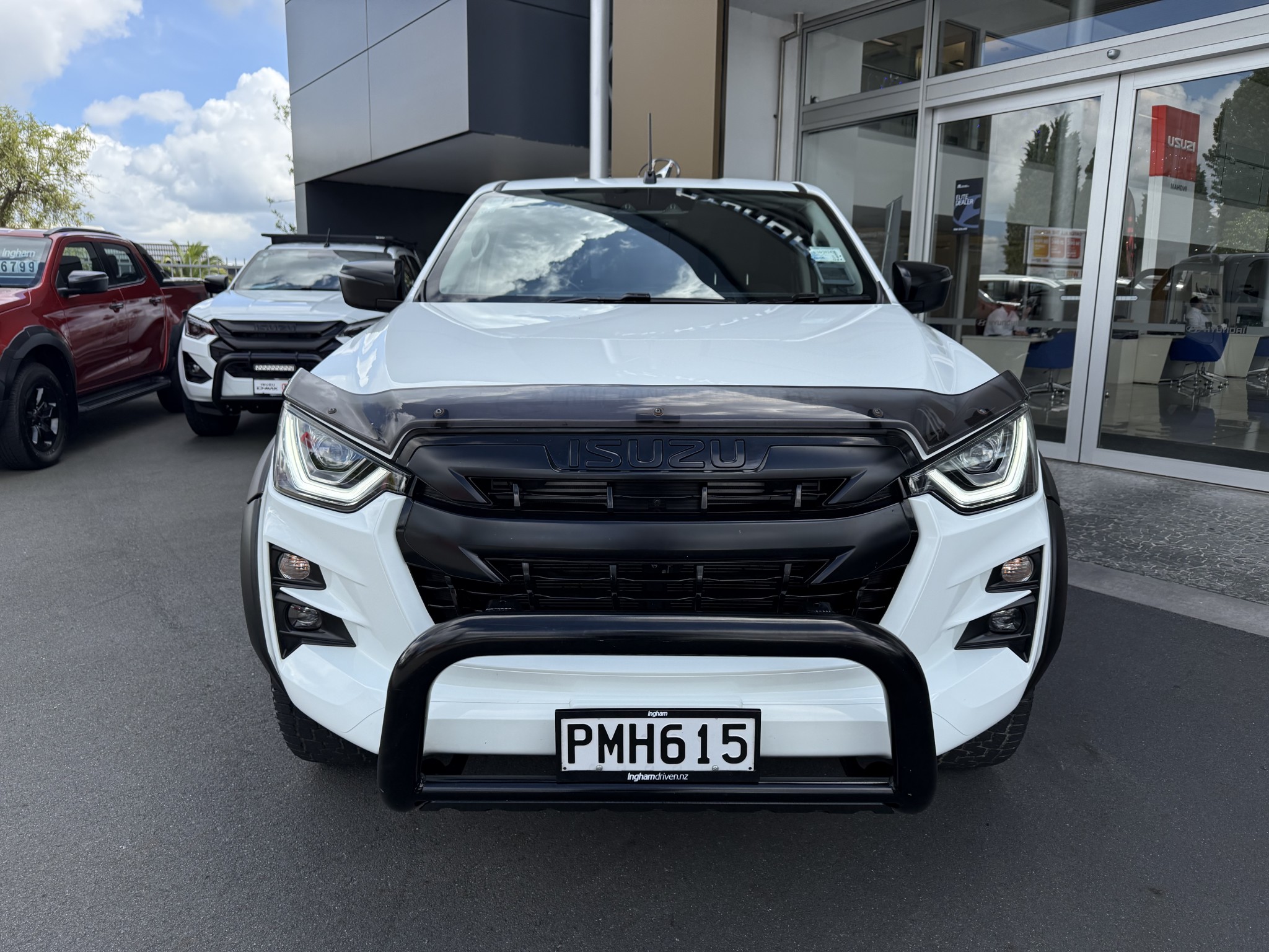 2022 Isuzu D-MAX | LS 3.0D 4WD | 25317 | 7