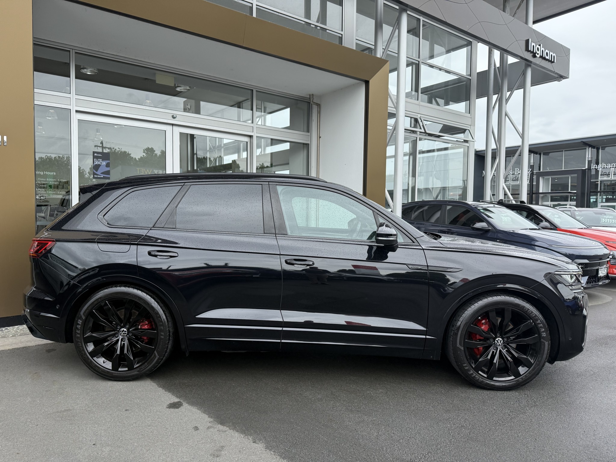 2021 Volkswagen Touareg | V6S 210KW R-Line | 25404 | 5