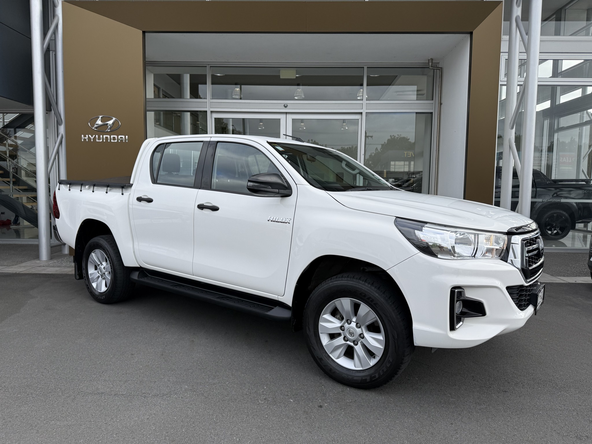 2020 Toyota Hilux | SR TD DC 2.8DT | 25590 | 1