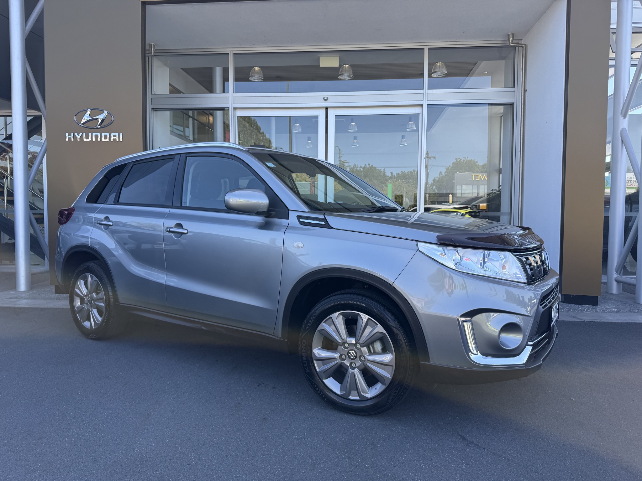 2020 Suzuki Vitara | JLX 1.6P/4WD/6AT | 25684 | 1