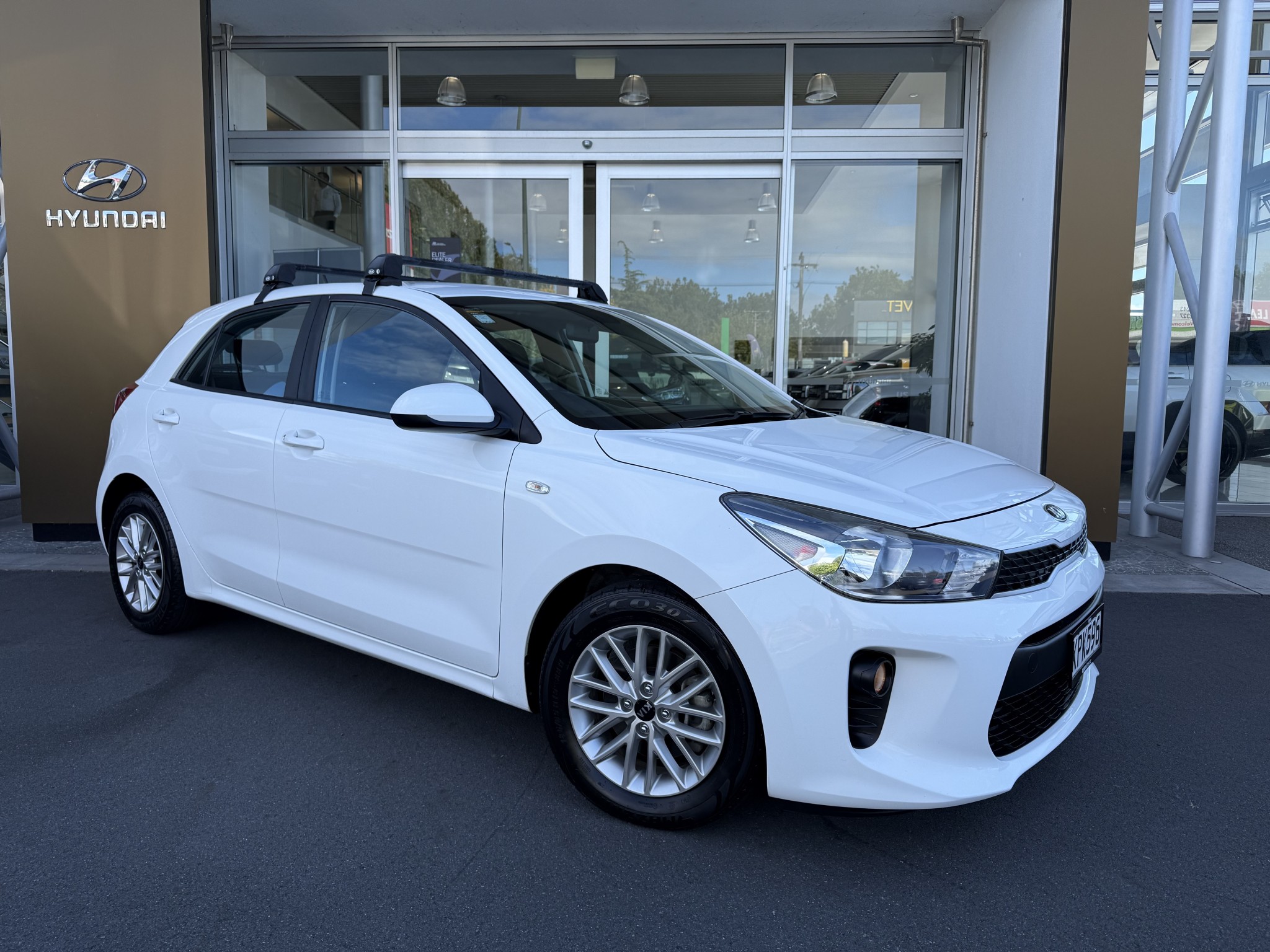 2017 Kia Rio | LX 1.4P/4AT | 25718 | 1