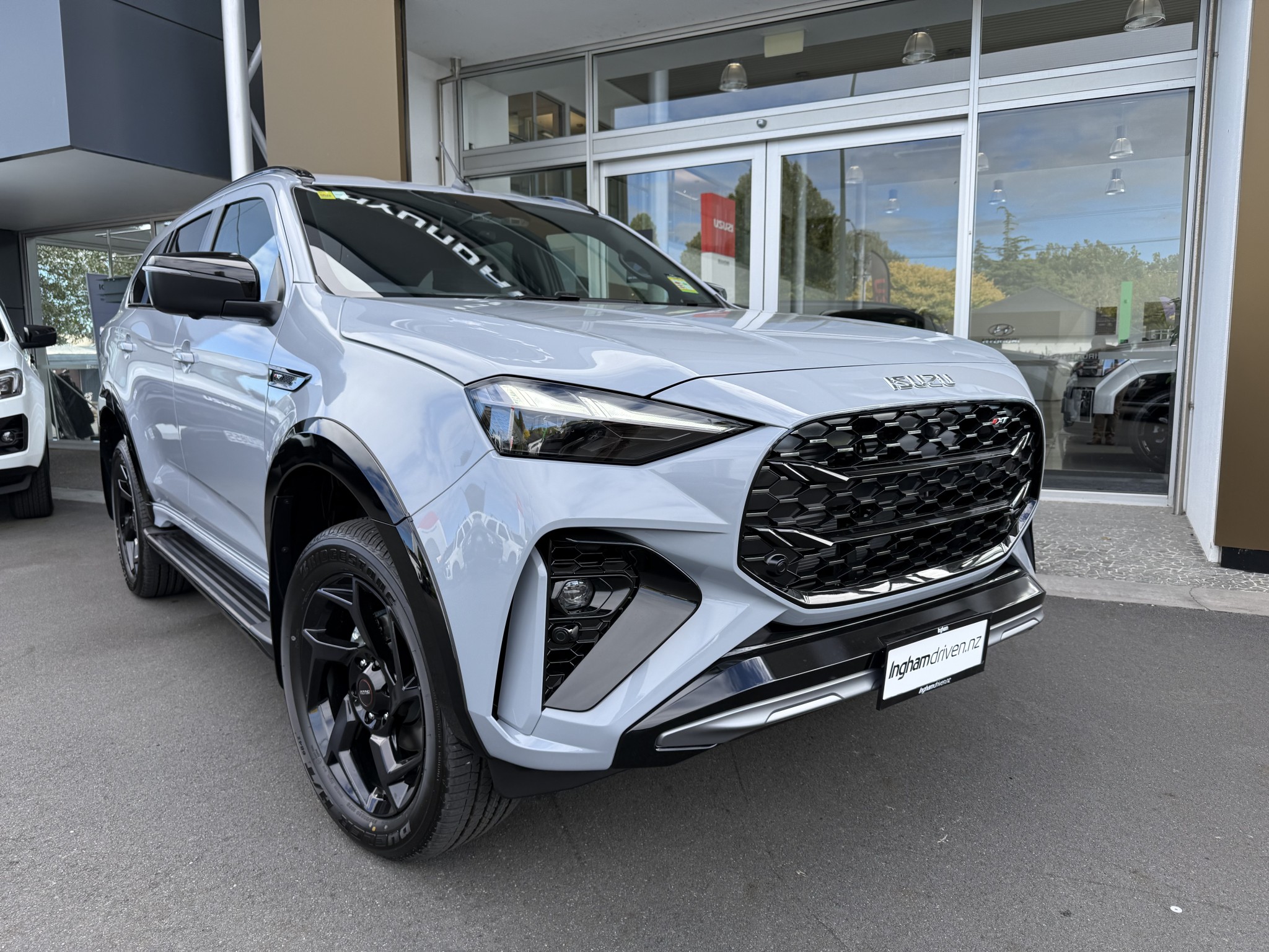 2024 Isuzu MU-X | XT 4WD AUTO 3.0D | 25728 | 6