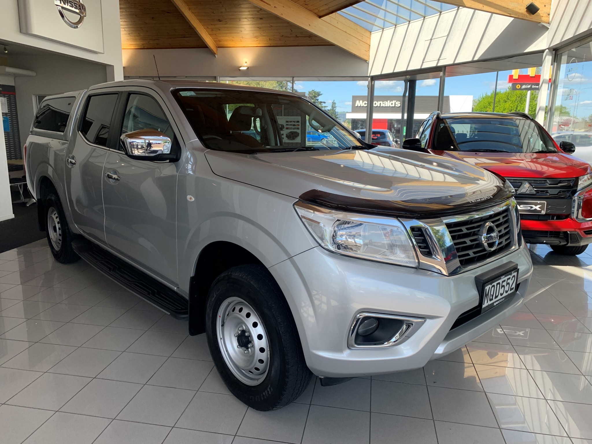 2020 Nissan Navara | RX 2.3D/6MT/UT/4DR/5 | 24767 | 1