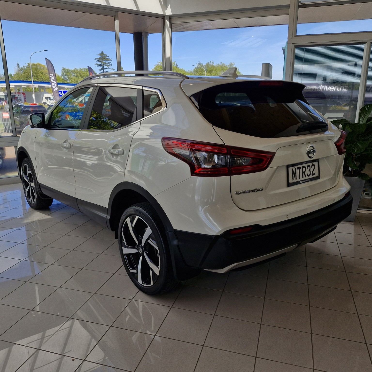 2020 Nissan Qashqai | TI 2.0P/CVT | 24963 | 3