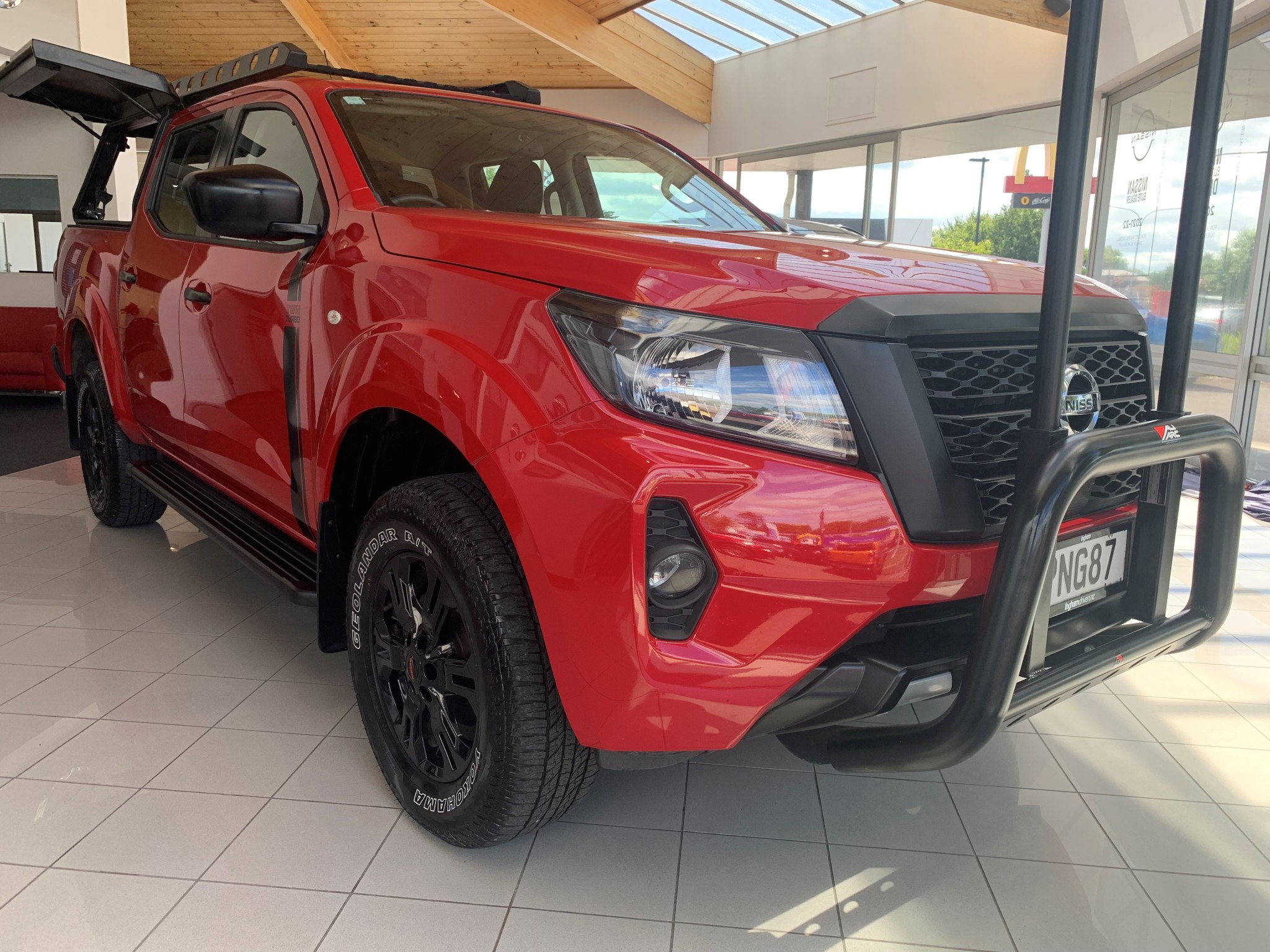 2022 Nissan Navara | SL 2.3D/4WD/7AT | 25507 | 1