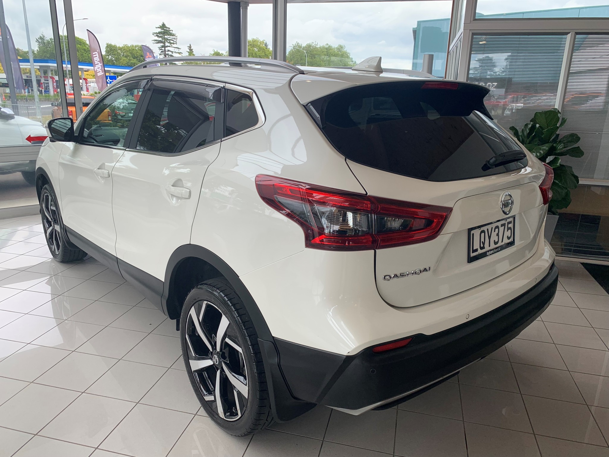 2018 Nissan Qashqai | TI 2.0P/CVT | 25746 | 6