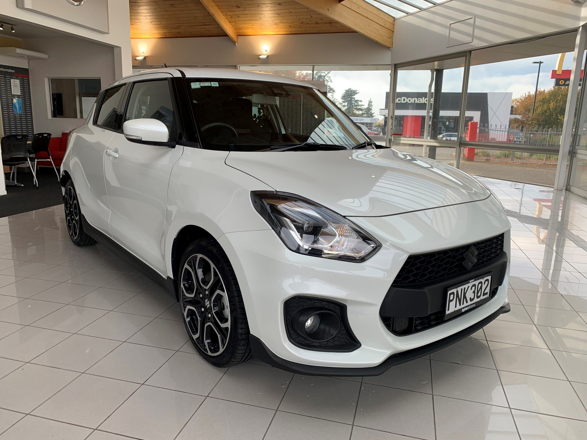 2022 Suzuki Swift | SPORT 1.4PT/6MT | 23598 | 1