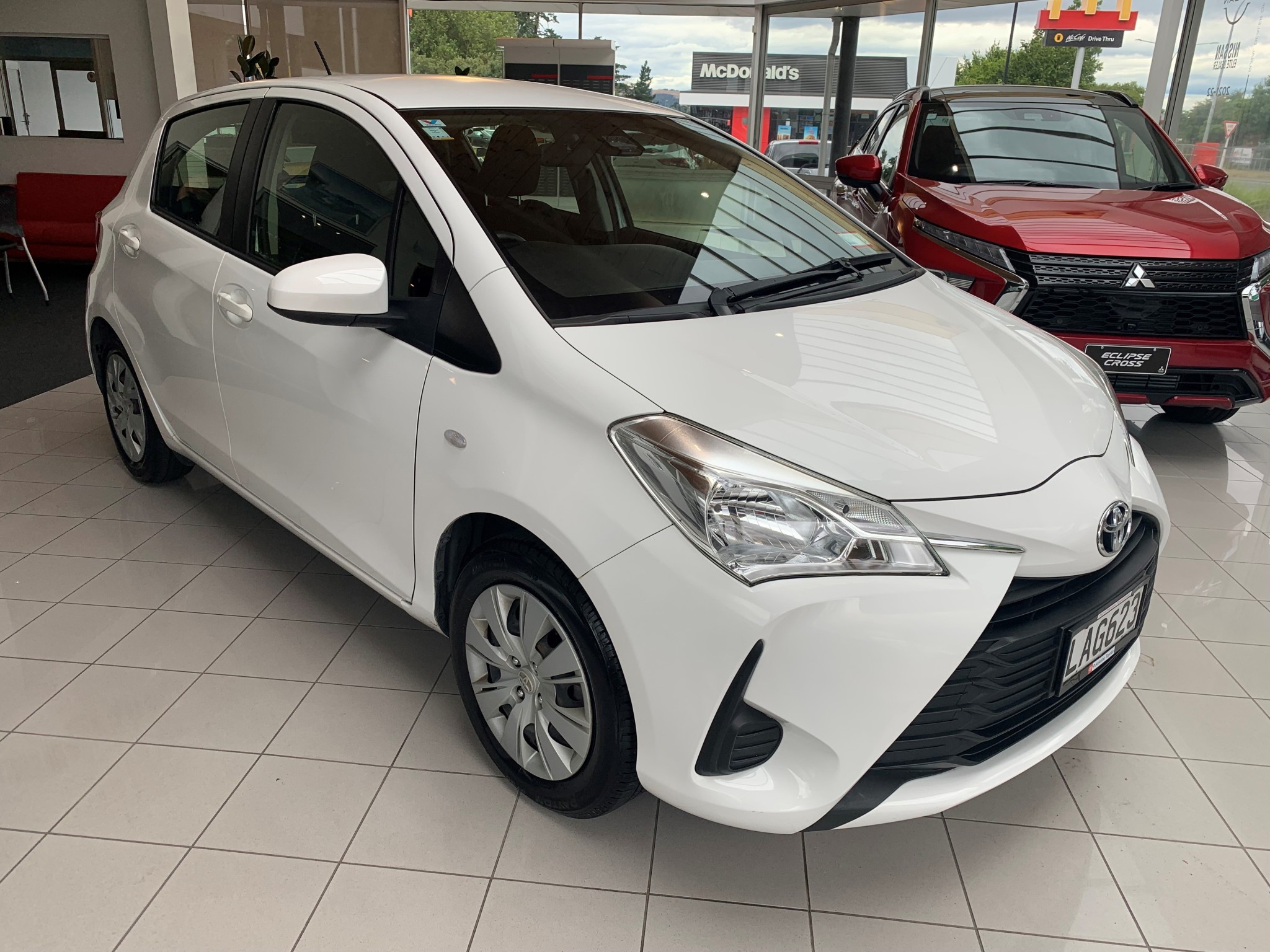 2017 Toyota Yaris | GX 1.3P/4AT | 25711 | 1