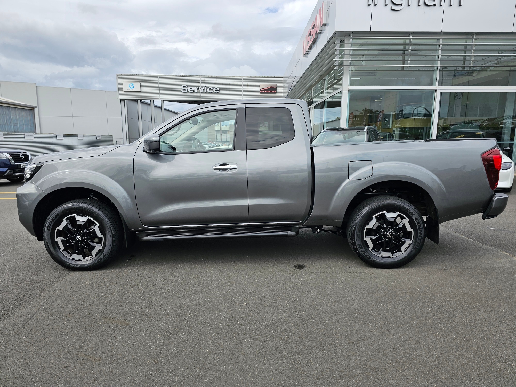 2022 Nissan Navara | ST-X KING CAB 2.3D/4WD | 20257 | 3