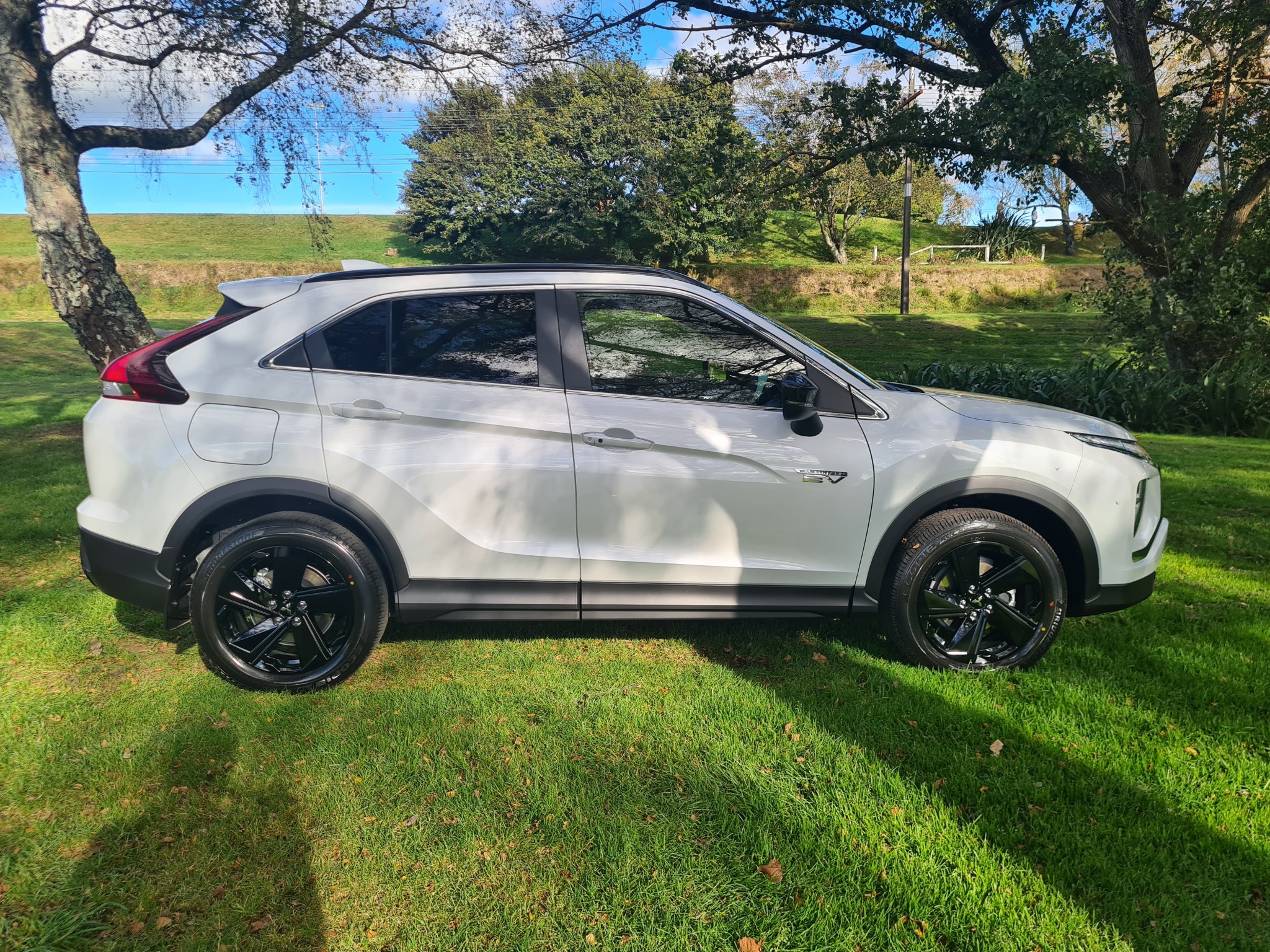 2024 Mitsubishi Eclipse Cross | SPORT PHEV/4WD/AT | 20482 | 2