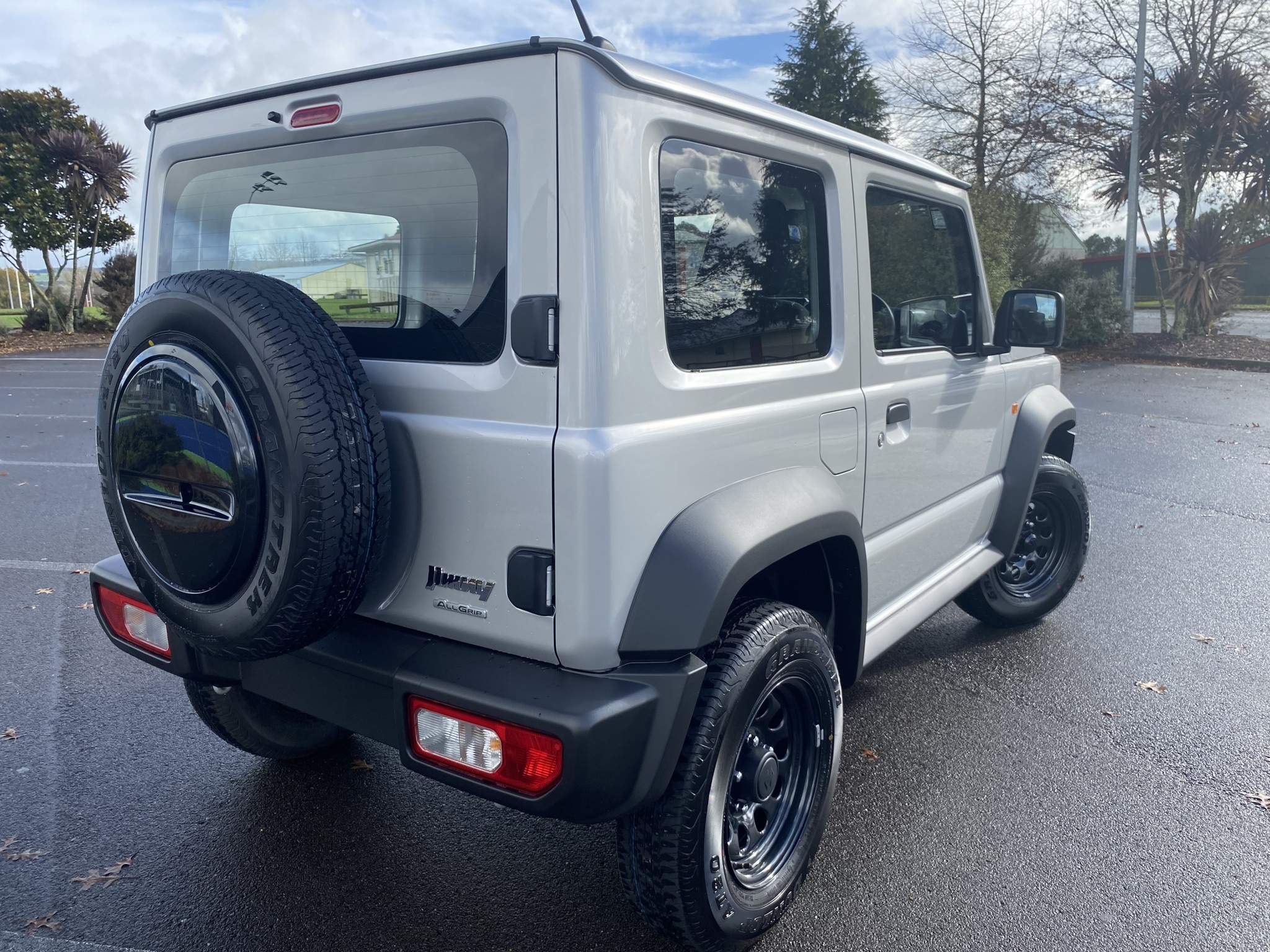 2024 Suzuki Jimny | JX Carry 1.5P | 20870 | 3