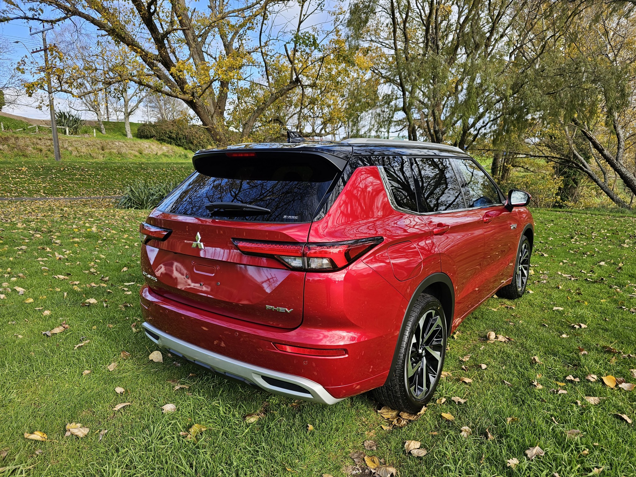 2024 Mitsubishi Outlander | EXCEED PHEV/4WD/AT | 21075 | 3