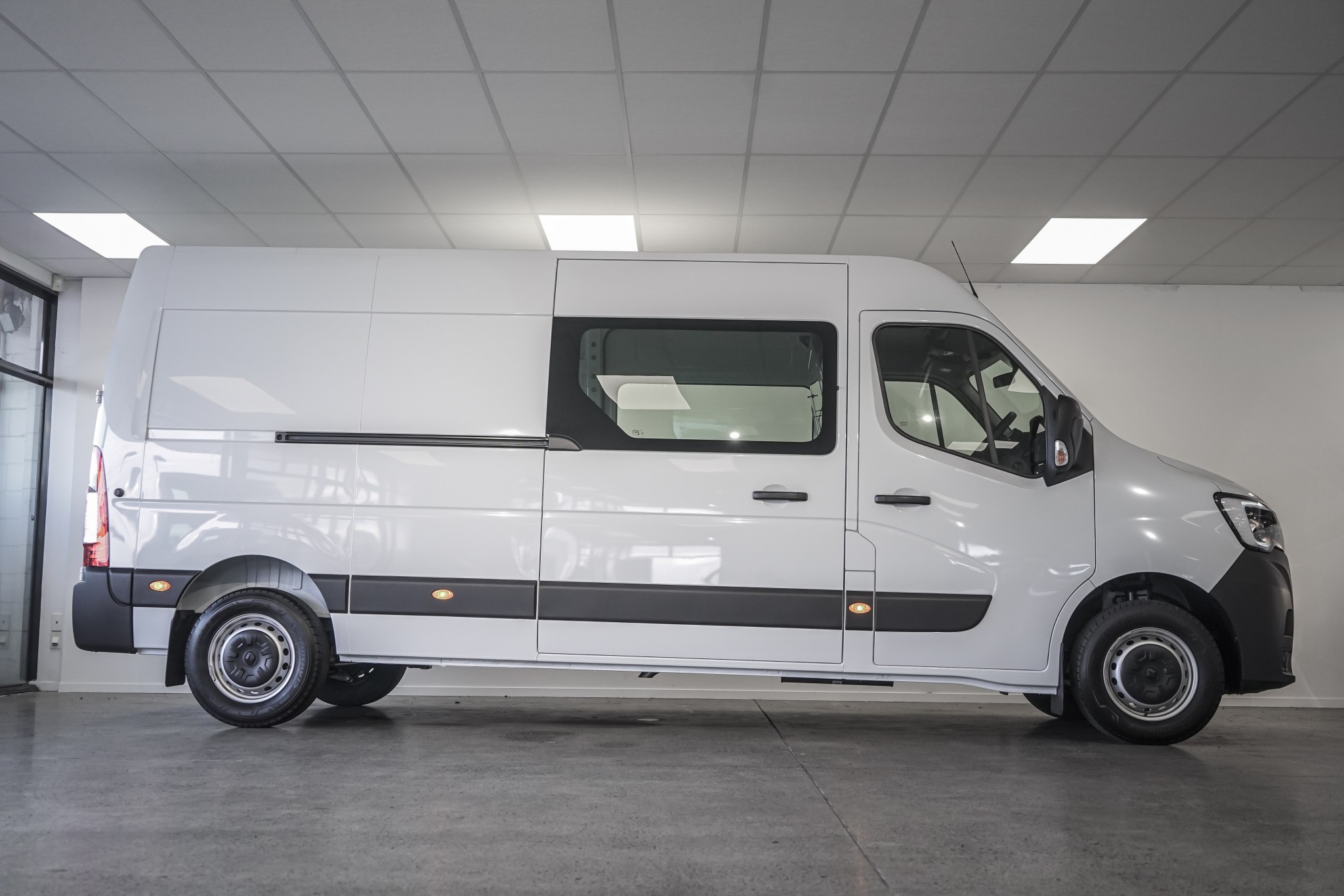 2024 Renault Master | L3H2  | 21190 | 3