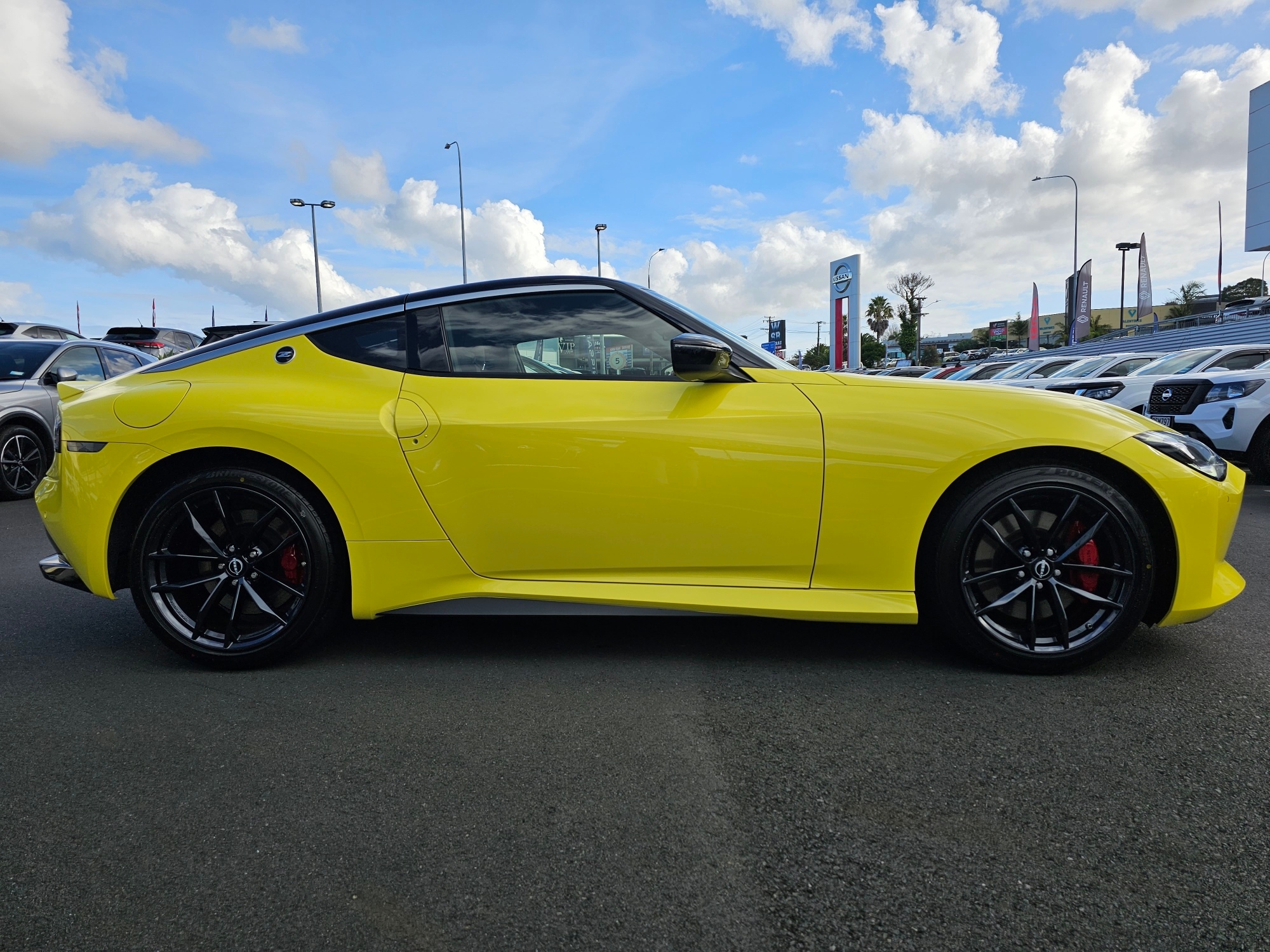 2023 Nissan Z | COUPE 3.0/6SPD | 21422 | 6