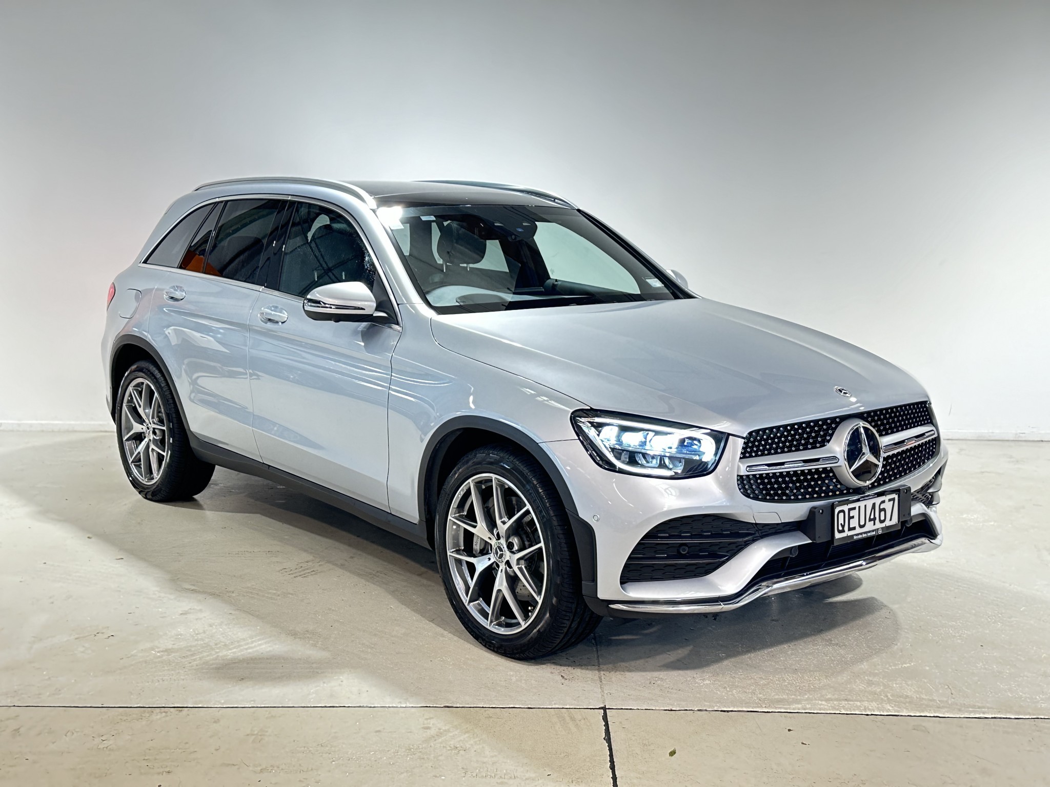 2023 Mercedes-Benz GLC 200 | GLC200 2.0P/9AT | 23604 | 1