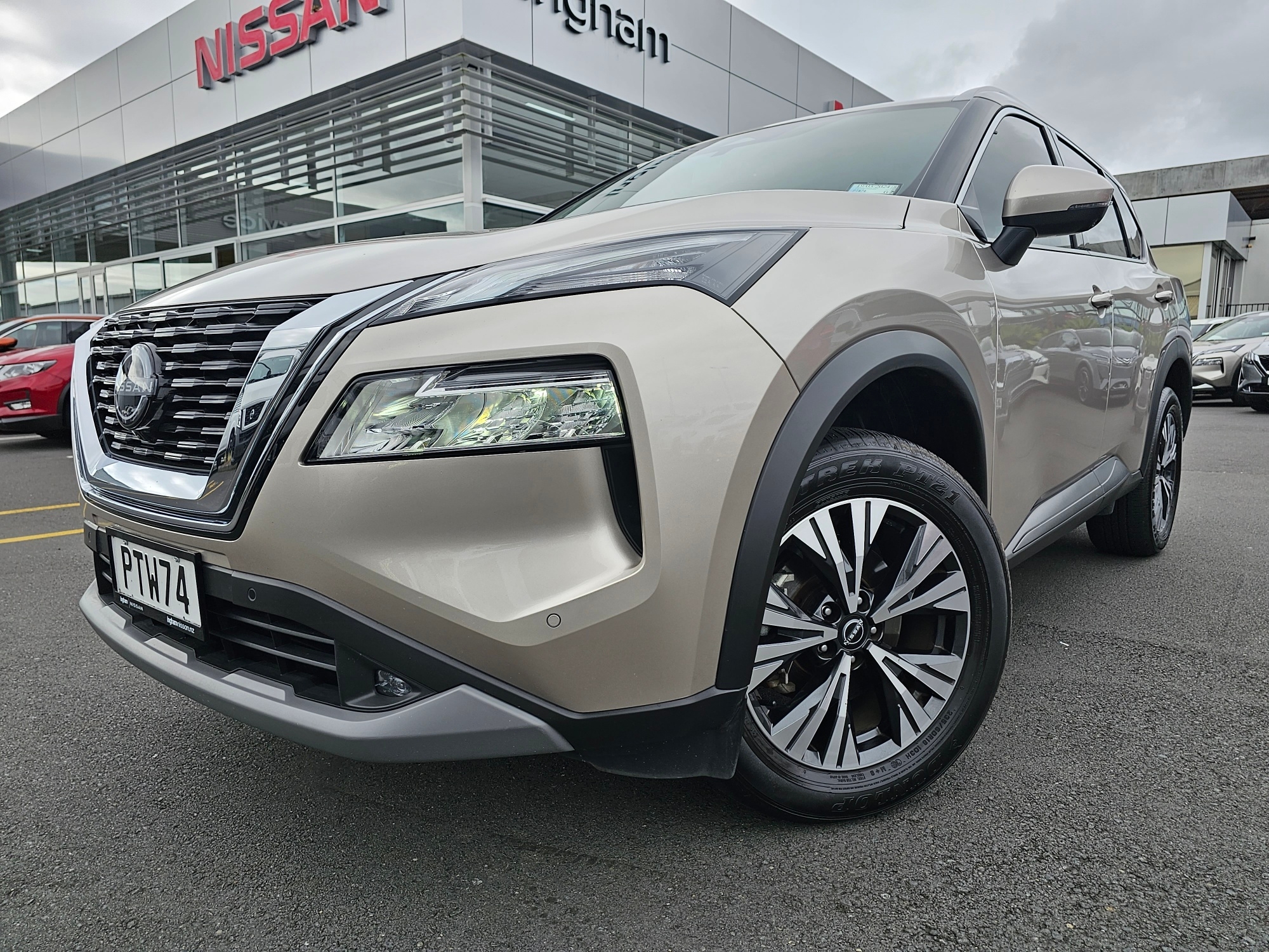 2023 Nissan X-Trail | ST-L 2.5P/4WD/7SEATER | 21737 | 2