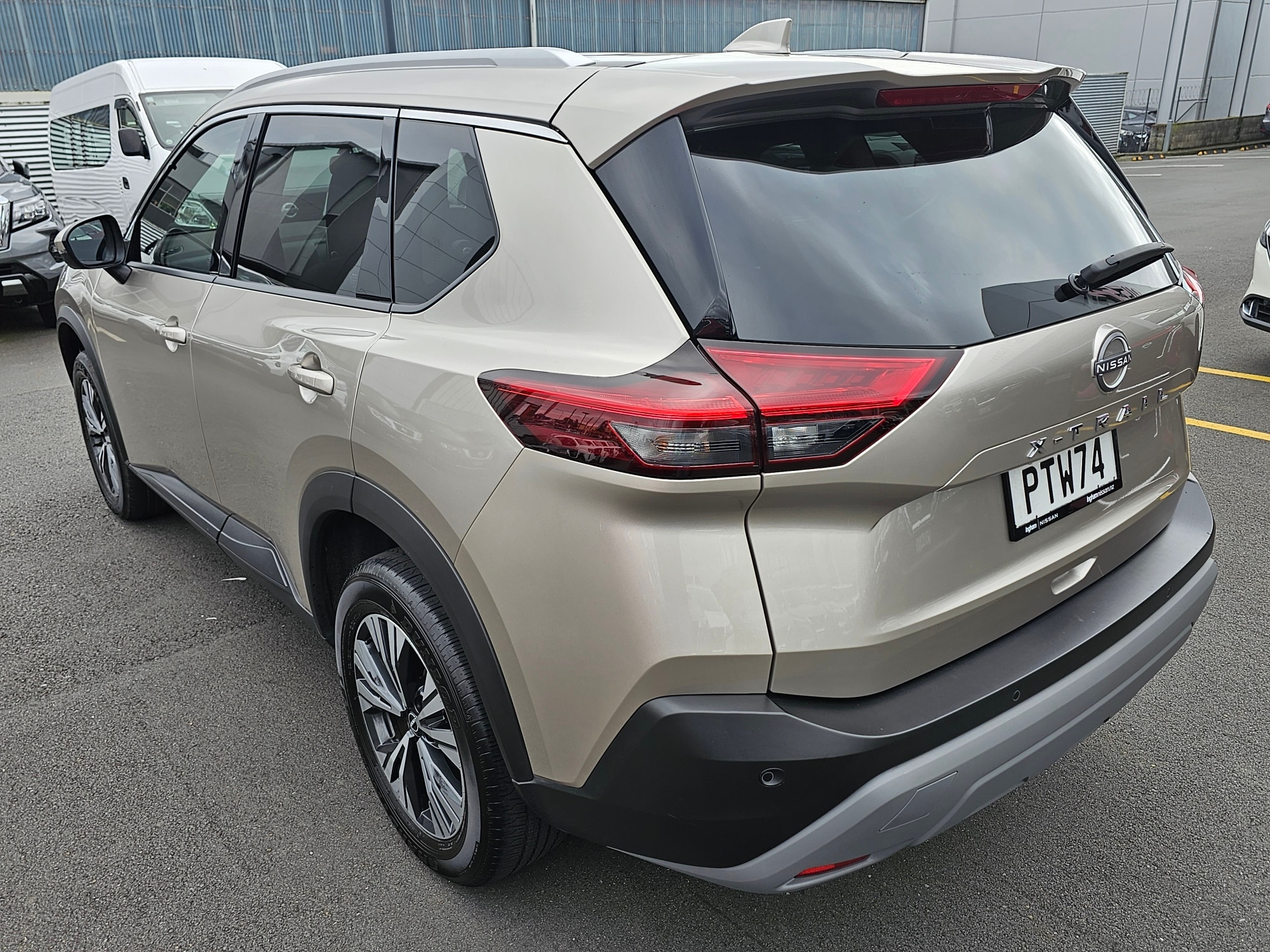 2023 Nissan X-Trail | ST-L 2.5P/4WD/7SEATER | 21737 | 7