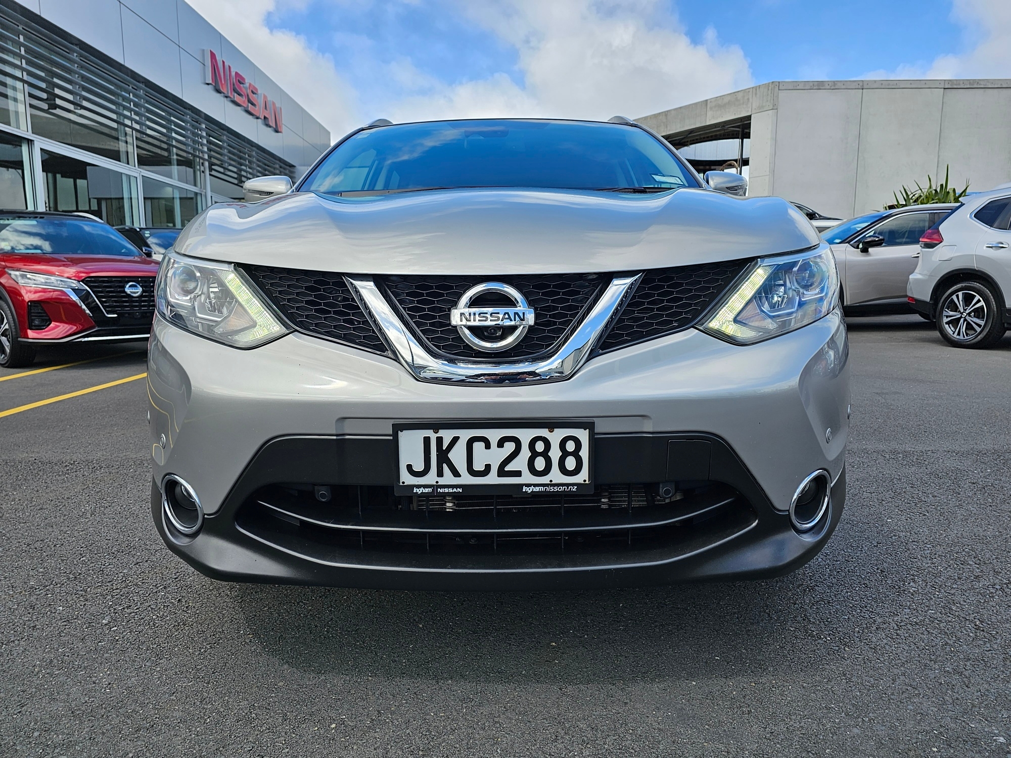 2015 Nissan Qashqai | TI 2.0P | 21903 | 3