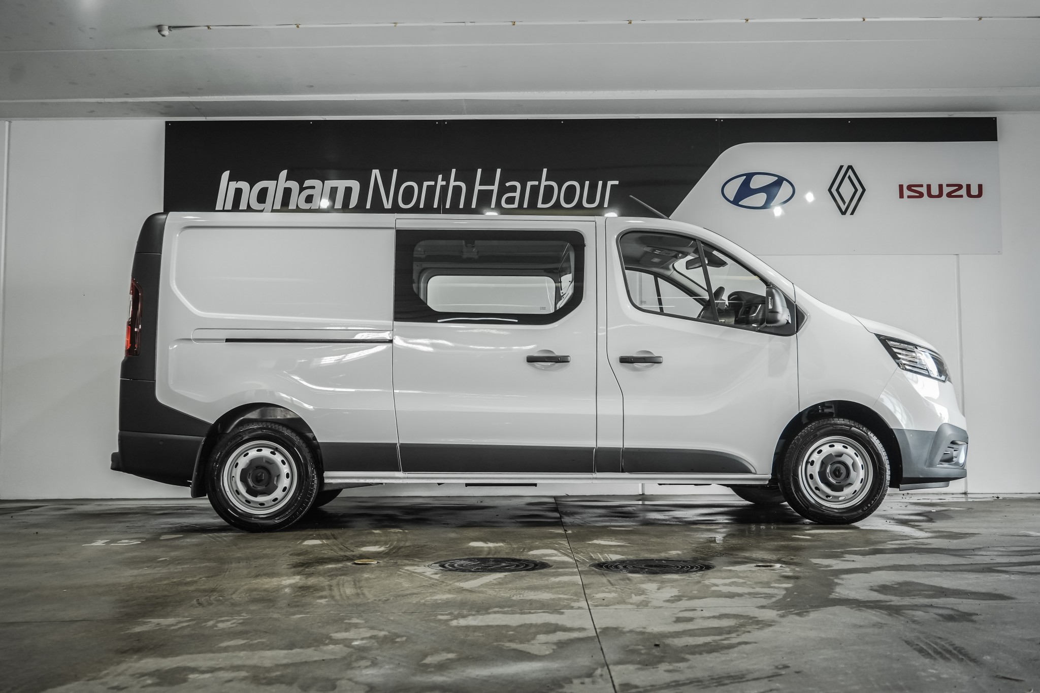 2024 Renault Trafic | LWB AUTO 2.0DT L2H1 | 21919 | 2