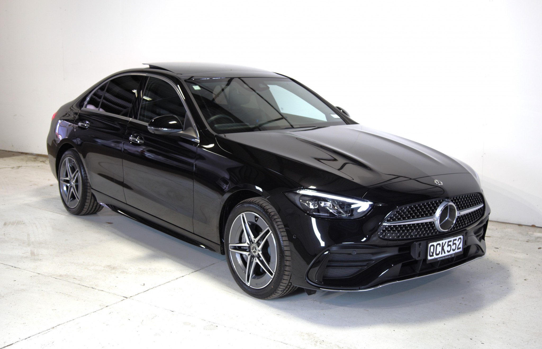 2023 Mercedes-Benz C 350 e | PHEV 150Kw MBUX HUD Heated seats | 22011 | 1