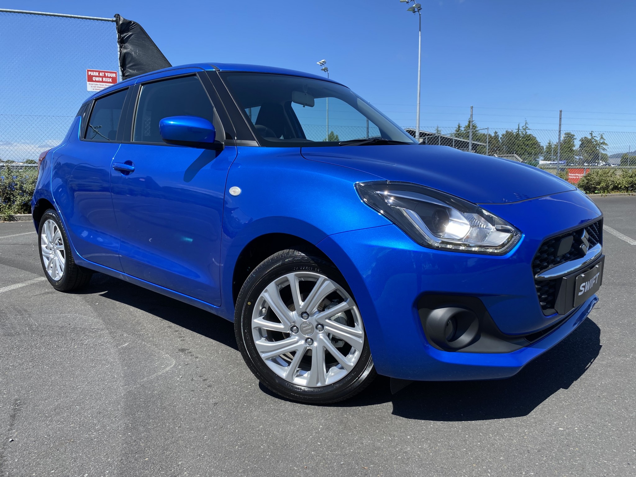 2024 Suzuki Swift | GLX HYBRID 1.2PH | 22360 | 1