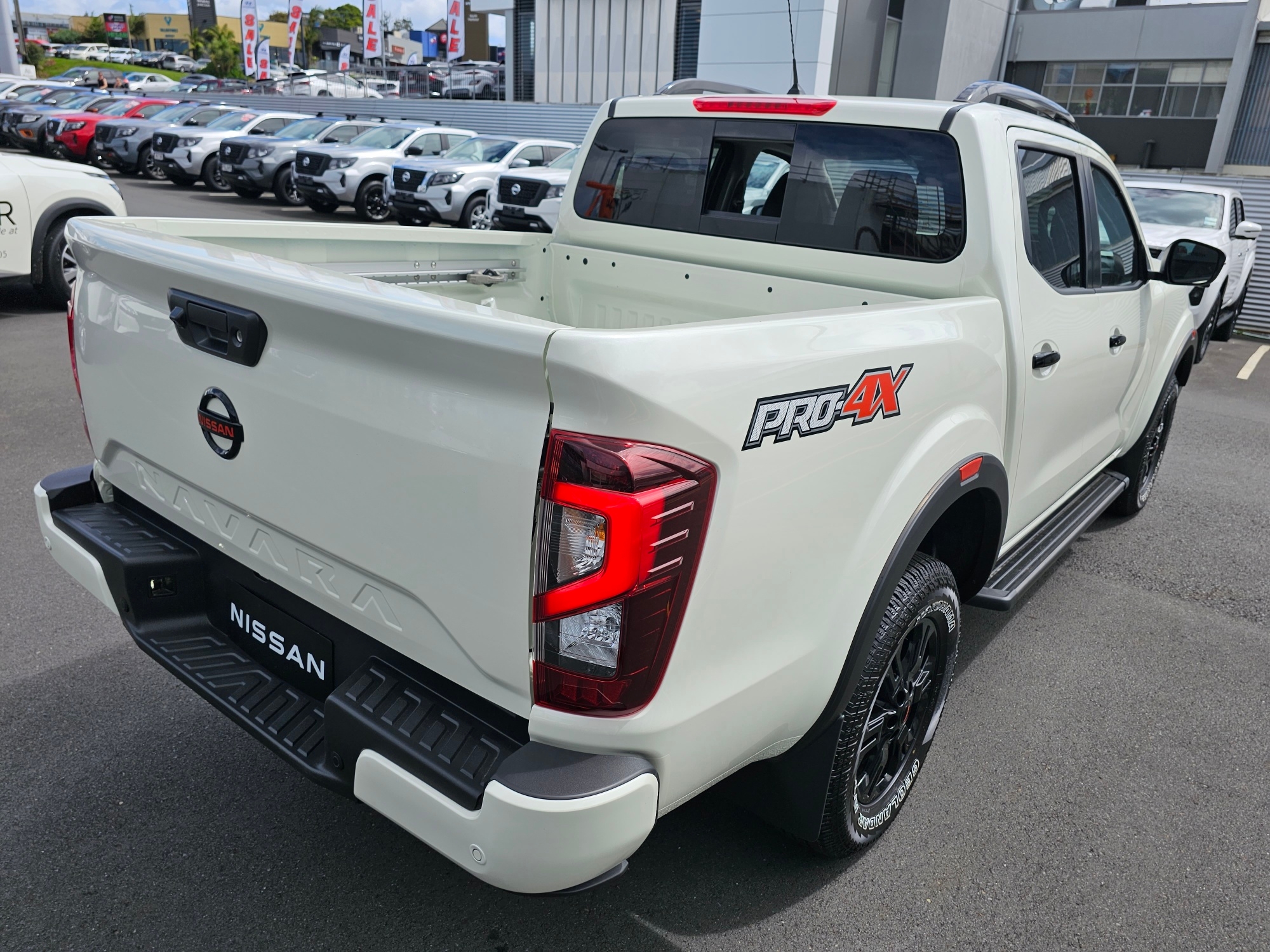 2024 Nissan Navara | PRO-4X 4WD/7AM  | 22468 | 6