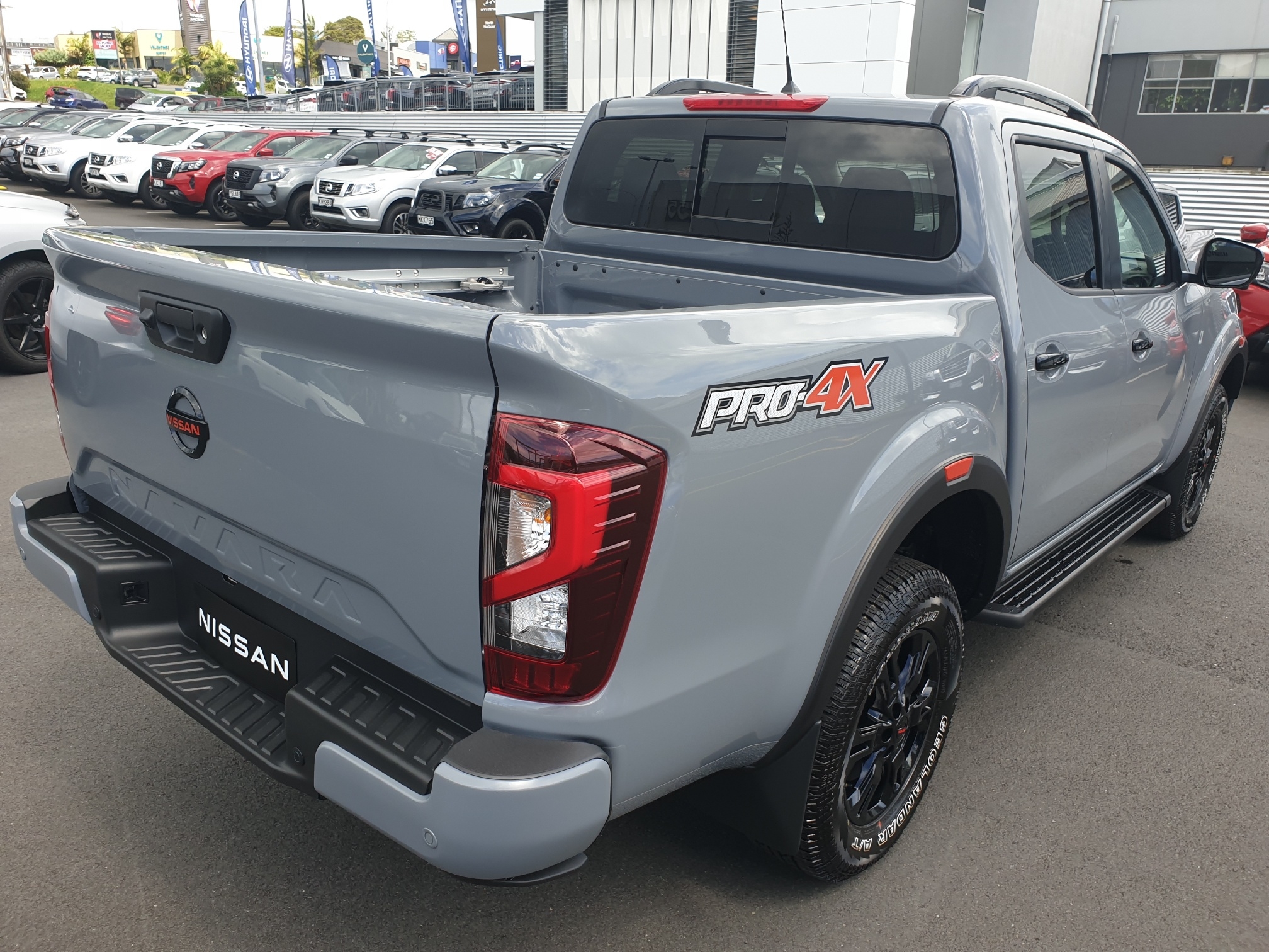 2024 Nissan Navara | PRO-4X 4WD | 22485 | 7