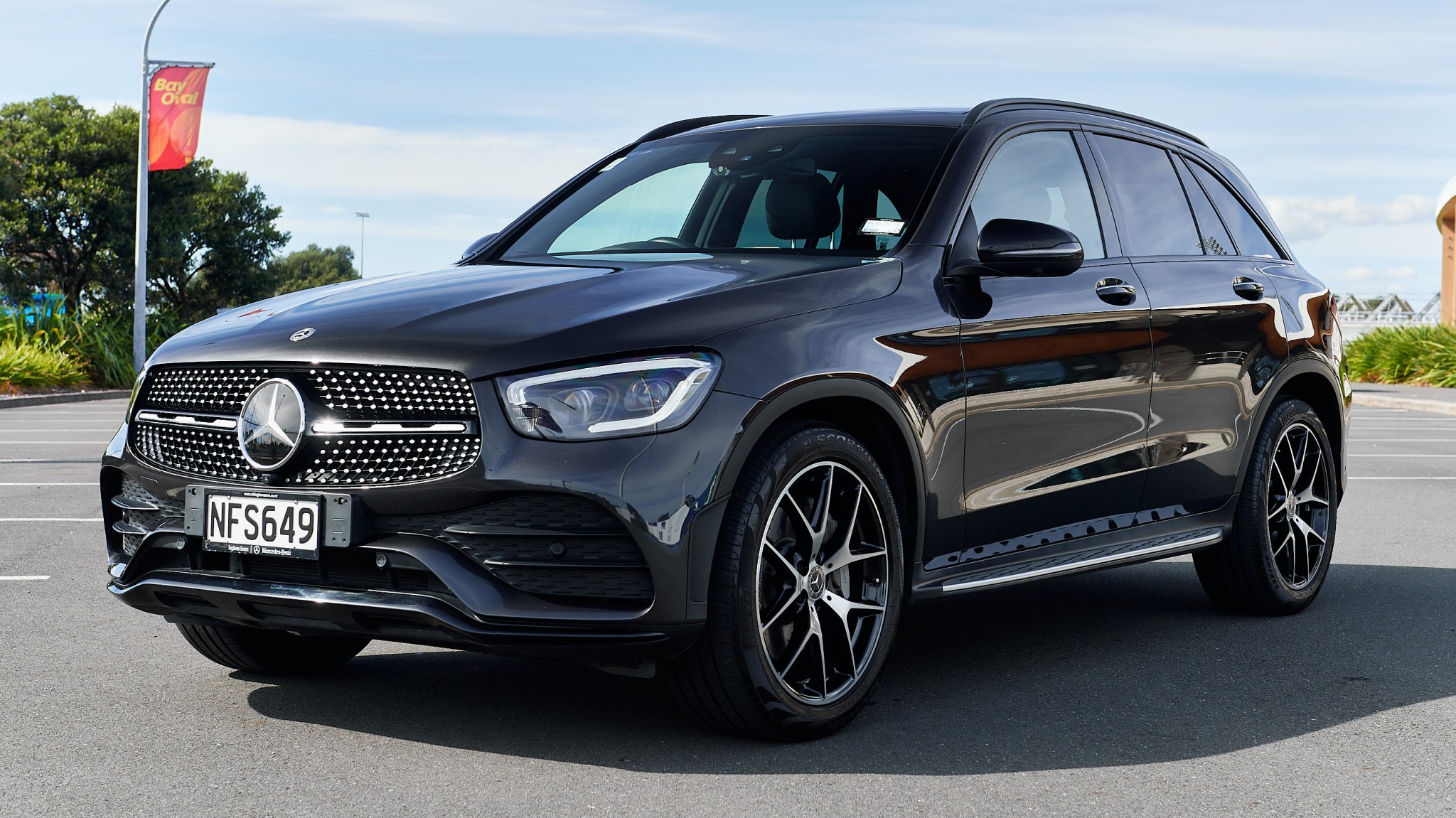 2021 Mercedes-Benz GLC 300 | 300 2.0P/4WD/9AT | 23110 | 1