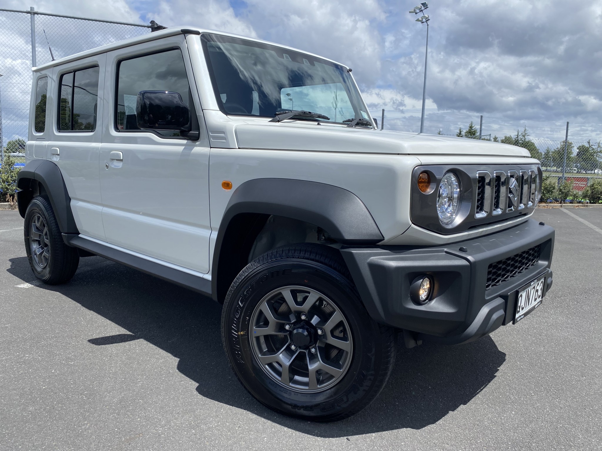 2024 Suzuki Jimny | 5-DOOR 1.5P/4WD/5MT | 22649 | 1