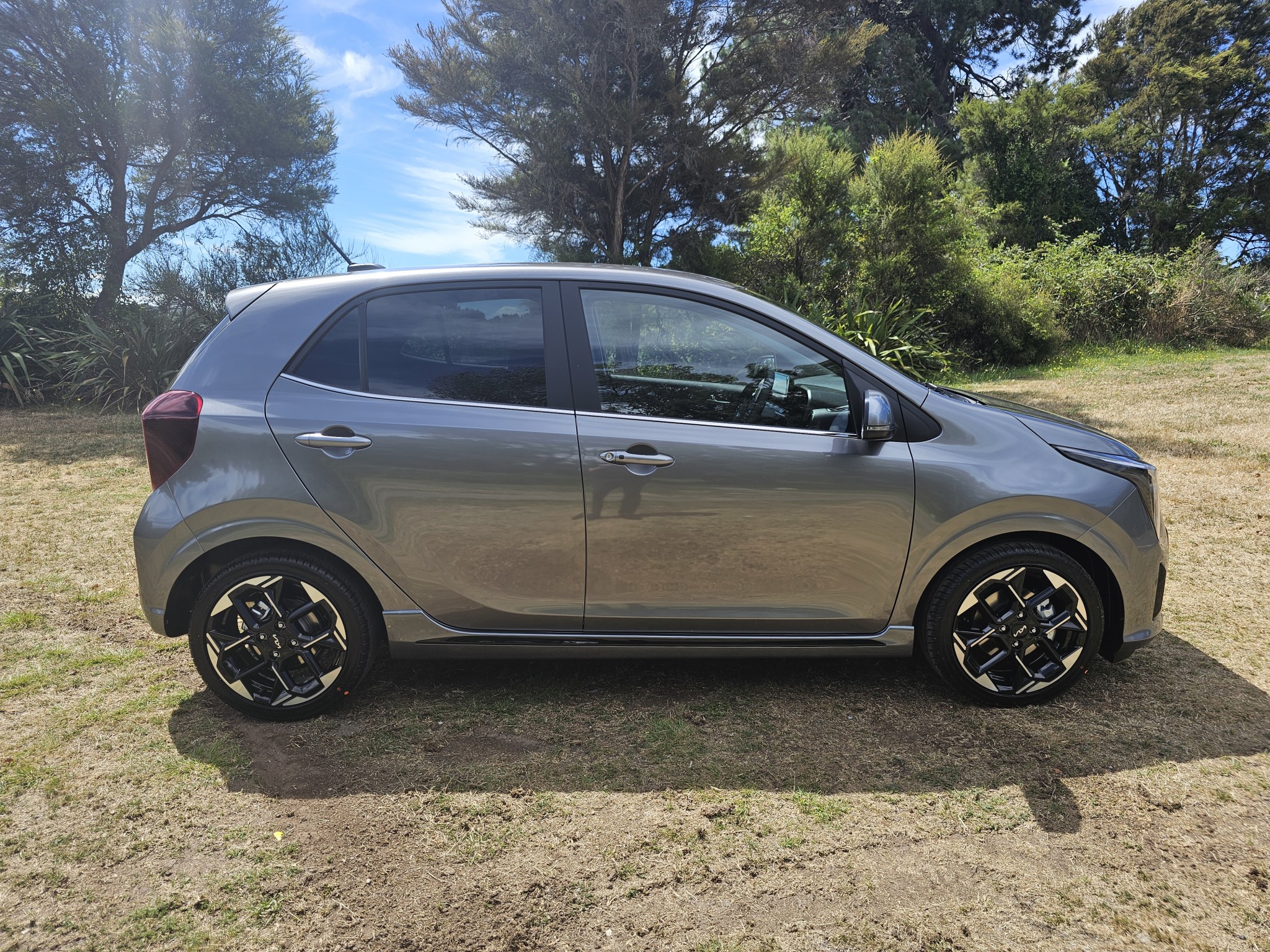 2024 Kia Picanto | GT-LINE 1.2P/4AT | 22682 | 2