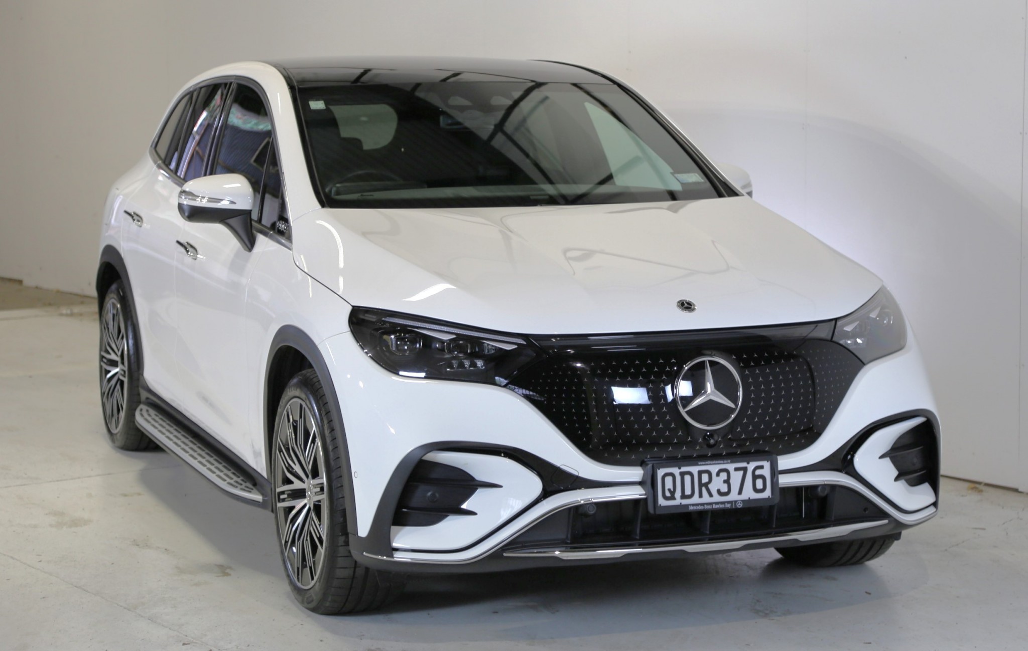 2023 Mercedes-Benz EQE | 300 SUV Demo Nz New AMG Line | 22725 | 2