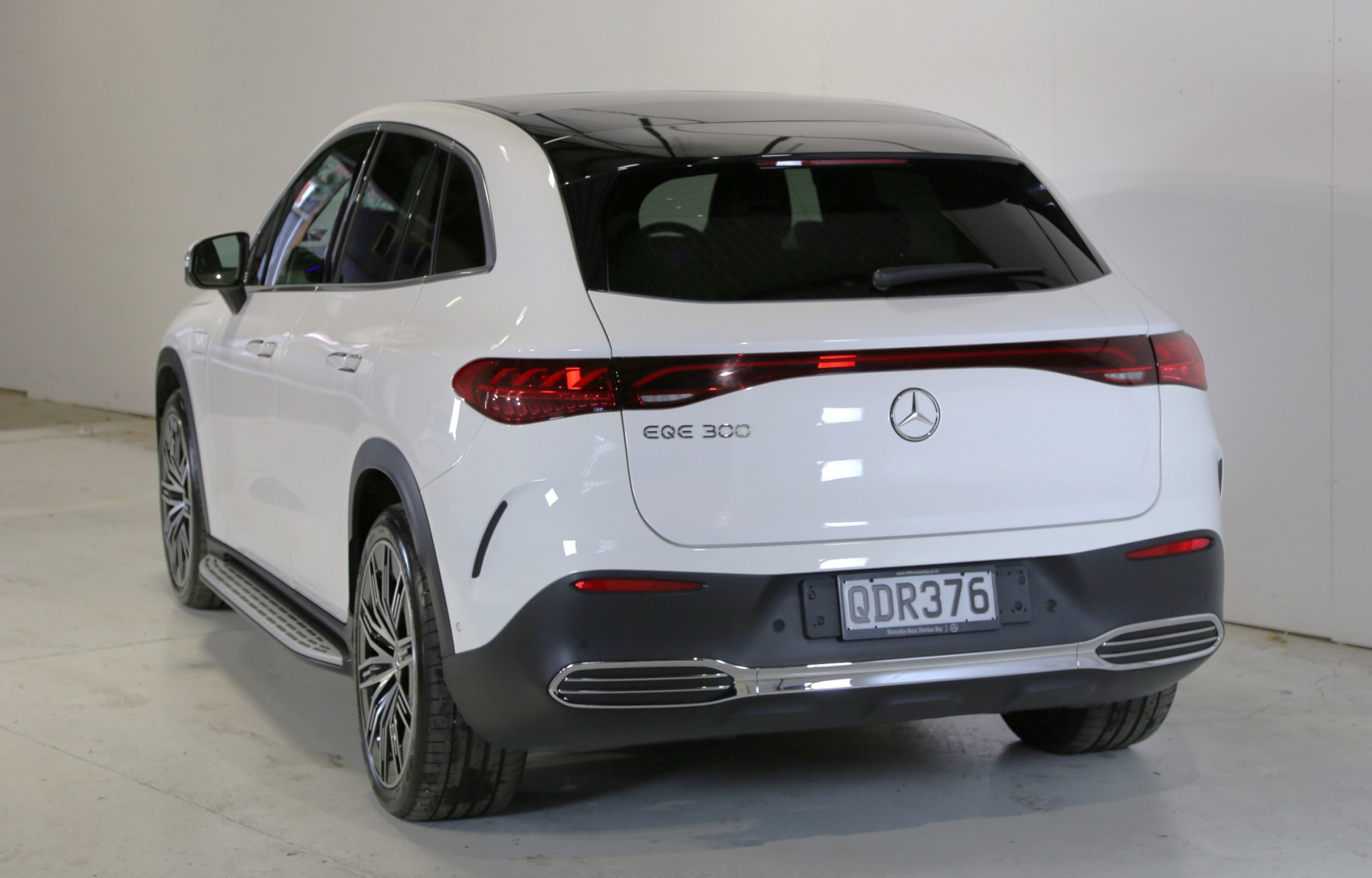 2023 Mercedes-Benz EQE | 300 SUV Demo Nz New AMG Line | 22725 | 5