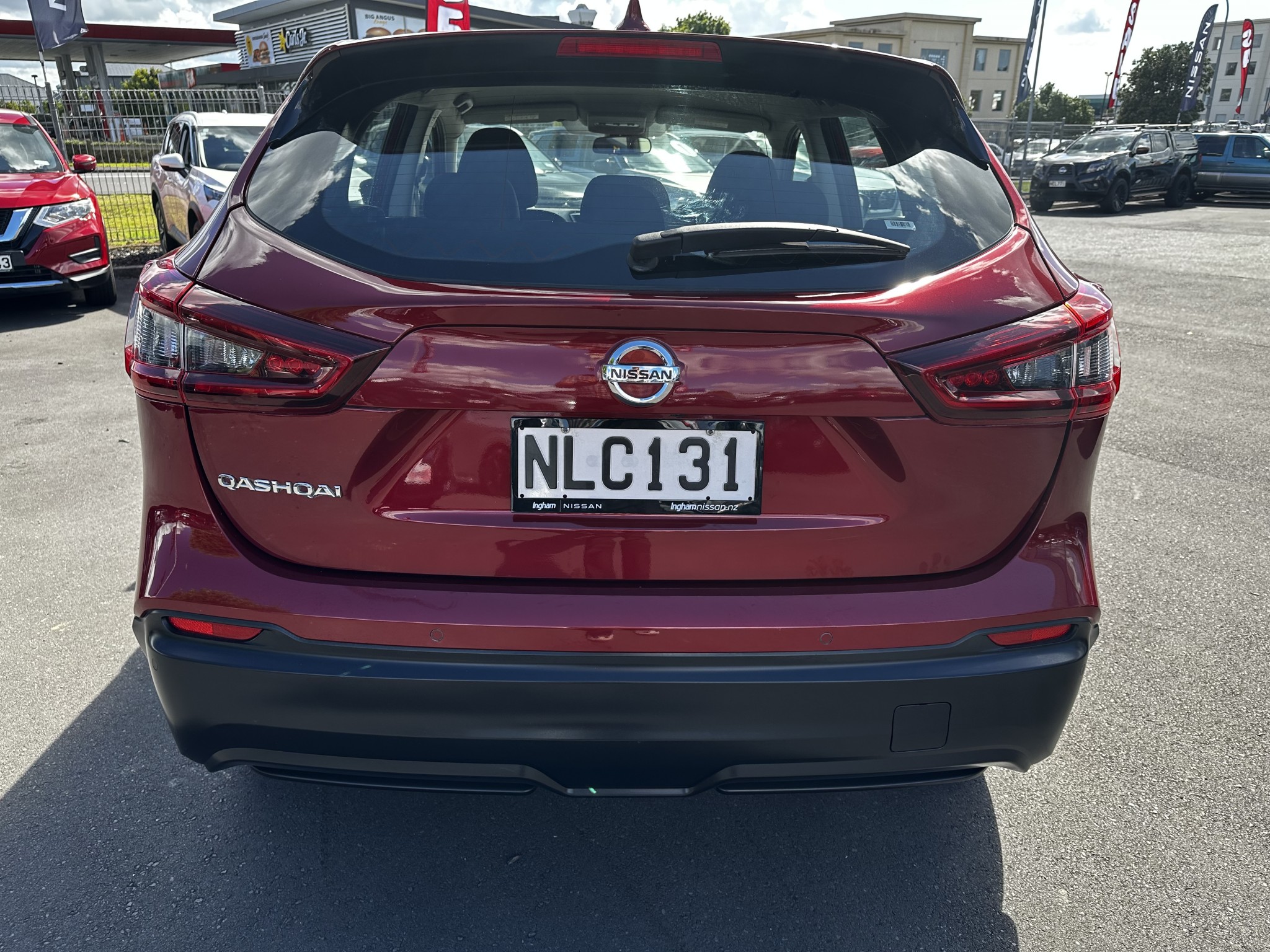 2021 Nissan Qashqai | ST 2.0P/1CVT/HA/5DR | 22896 | 4