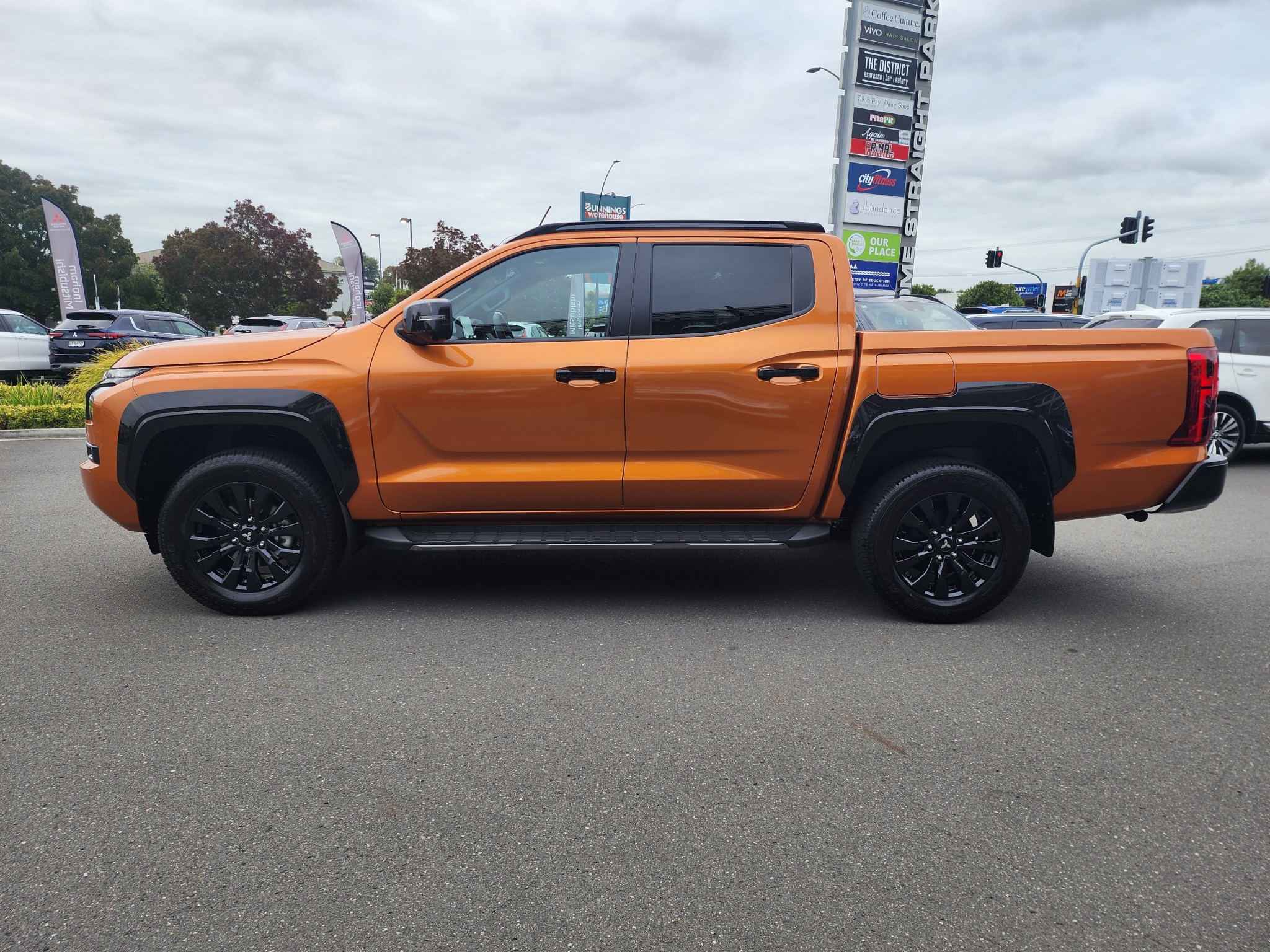 2024 Mitsubishi Triton | VRX 2WD AUTO | 22944 | 3