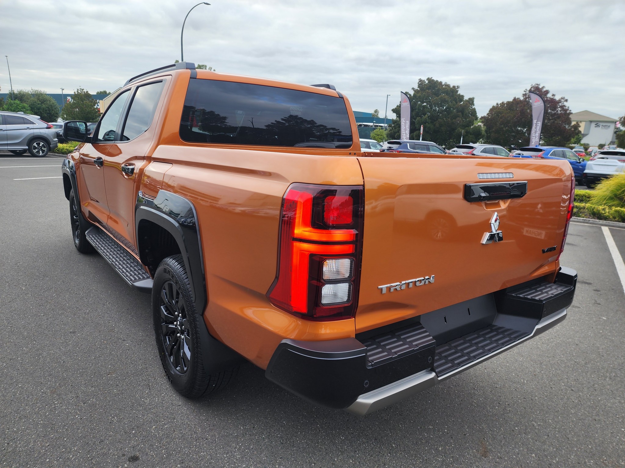 2024 Mitsubishi Triton | VRX 2WD AUTO | 22944 | 5