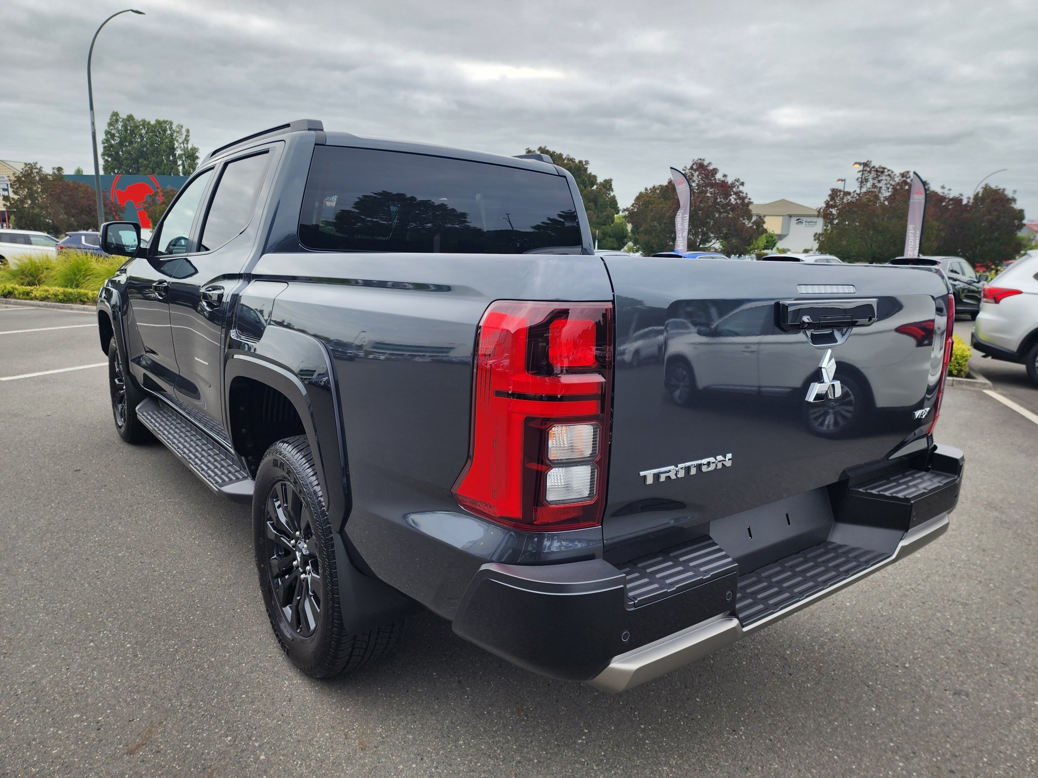 2024 Mitsubishi Triton | VRX 2WD AUTO | 22947 | 6