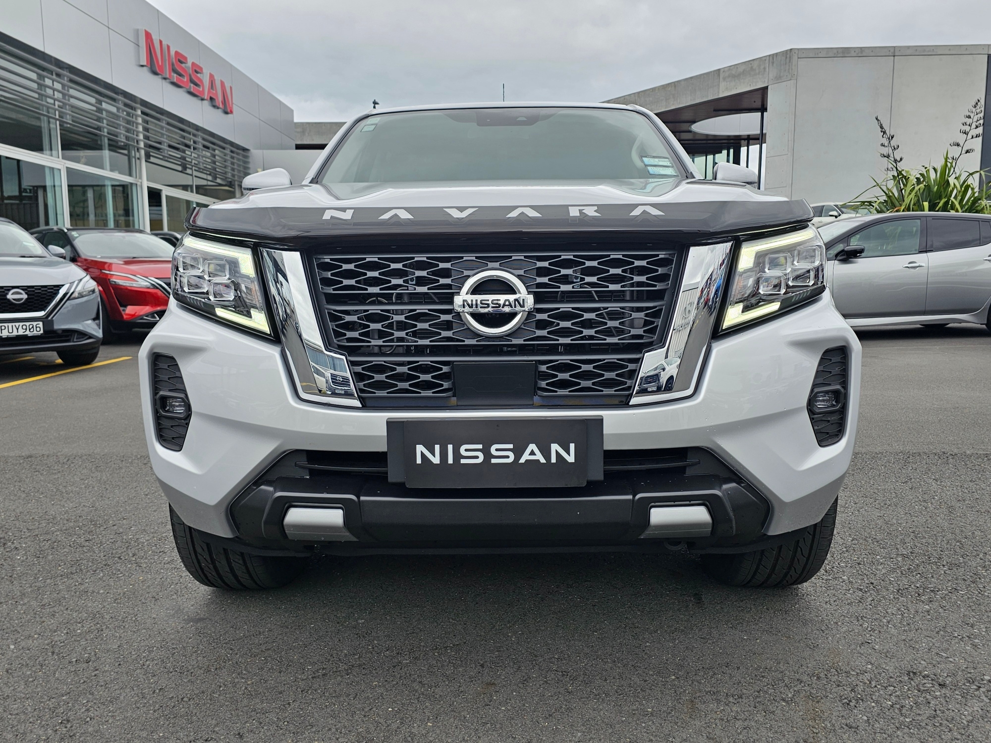 2024 Nissan Navara | ST PLATINUM EDITION | 22964 | 3