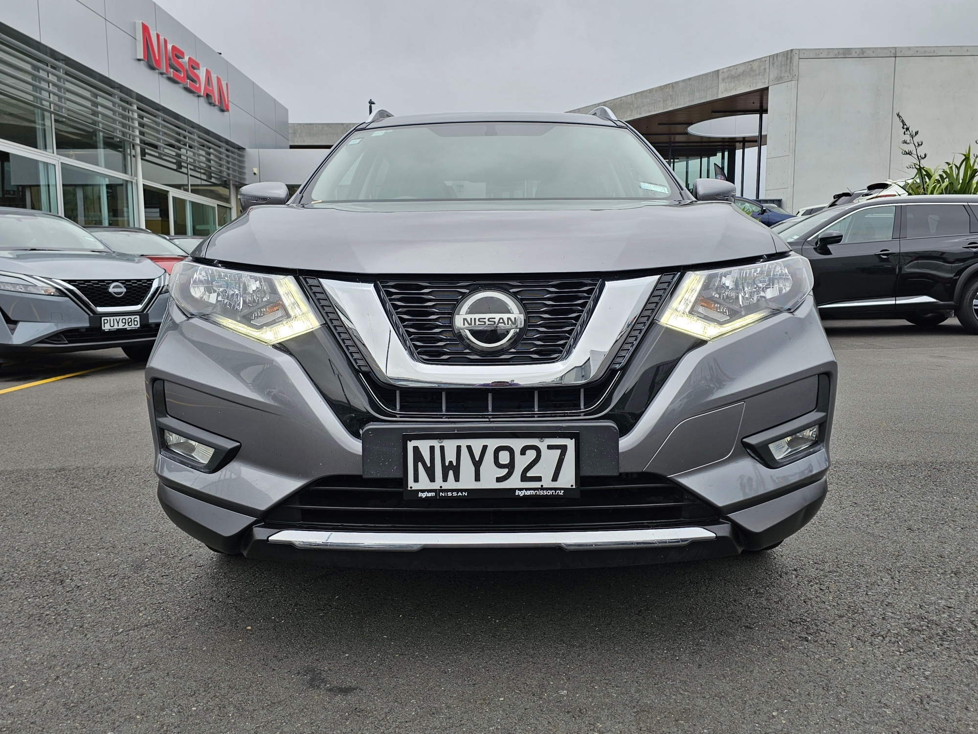 2021 Nissan X-Trail | ST-L 2.5P | 23021 | 3